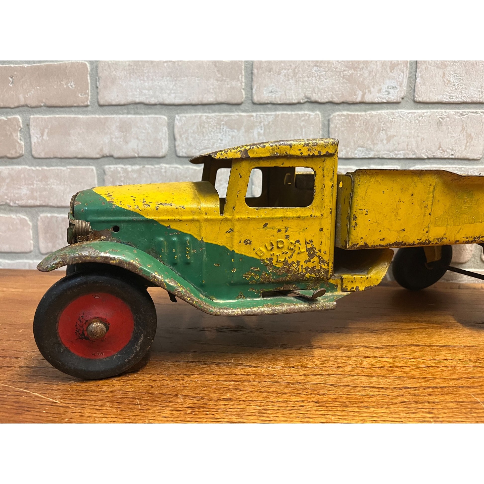 Vintage Buddy L City Dray Pressed Steel Toy Truck 19" Yellow / Green