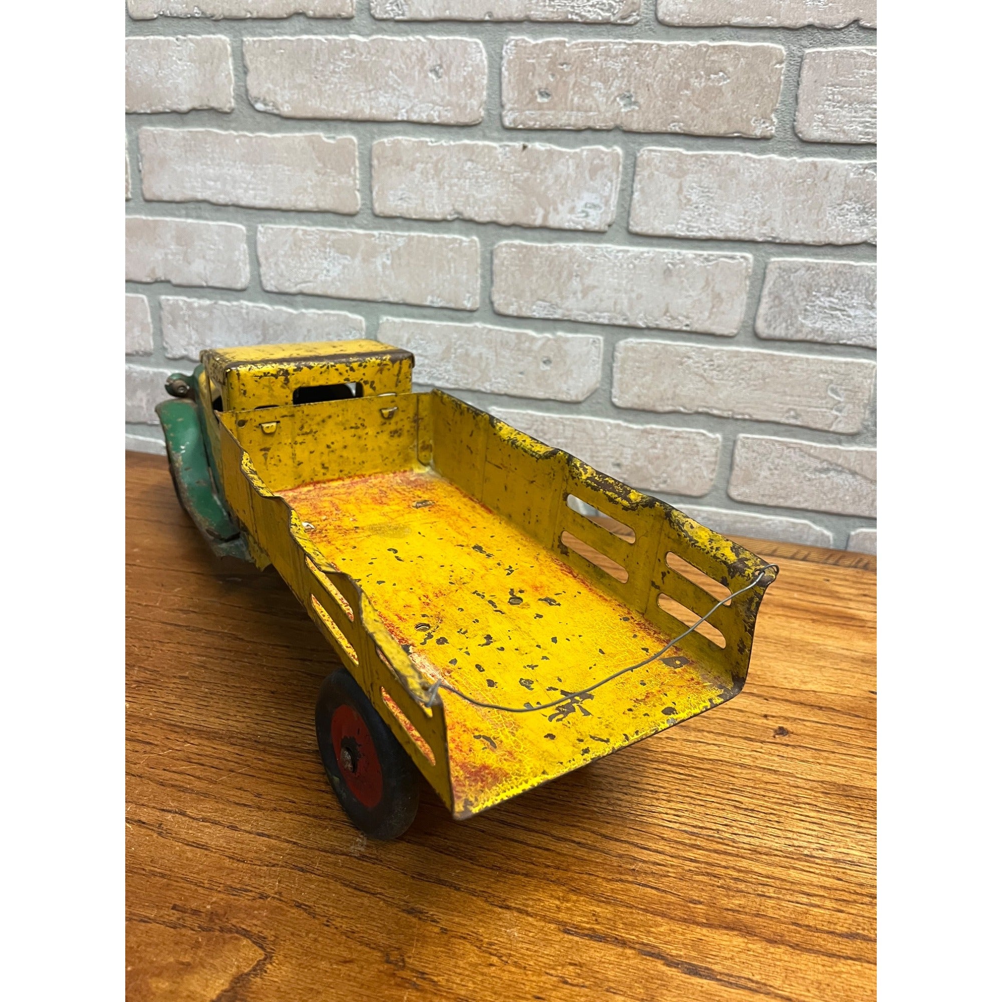 Vintage Buddy L City Dray Pressed Steel Toy Truck 19" Yellow / Green