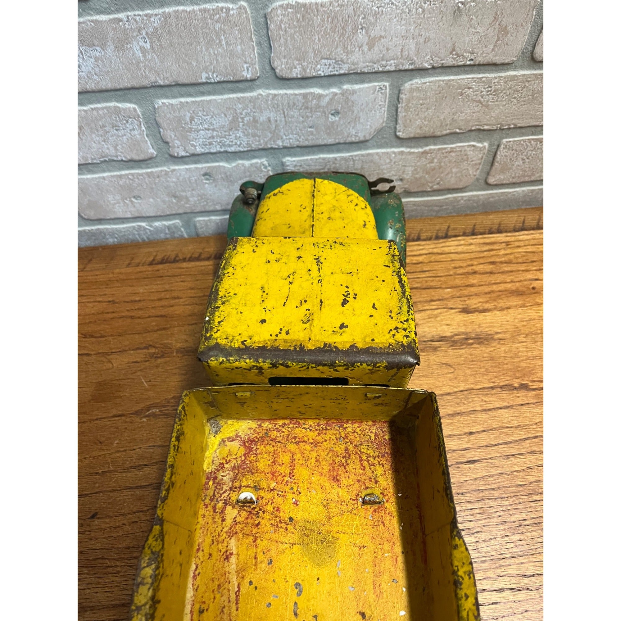 Vintage Buddy L City Dray Pressed Steel Toy Truck 19" Yellow / Green
