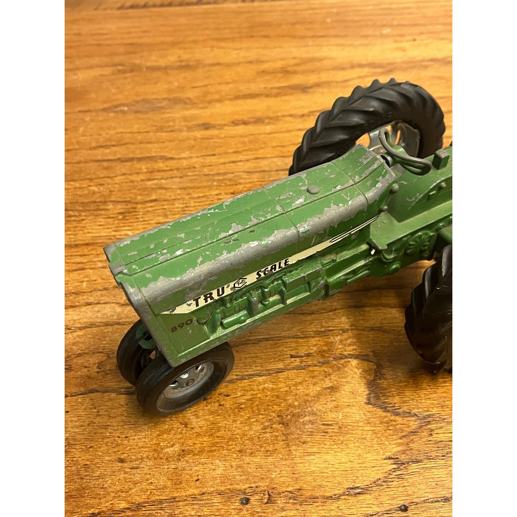 Vintage 1950s Tru-Scale #890 Green Farm Toy Tractor 1/16 Scale - Flip Seat