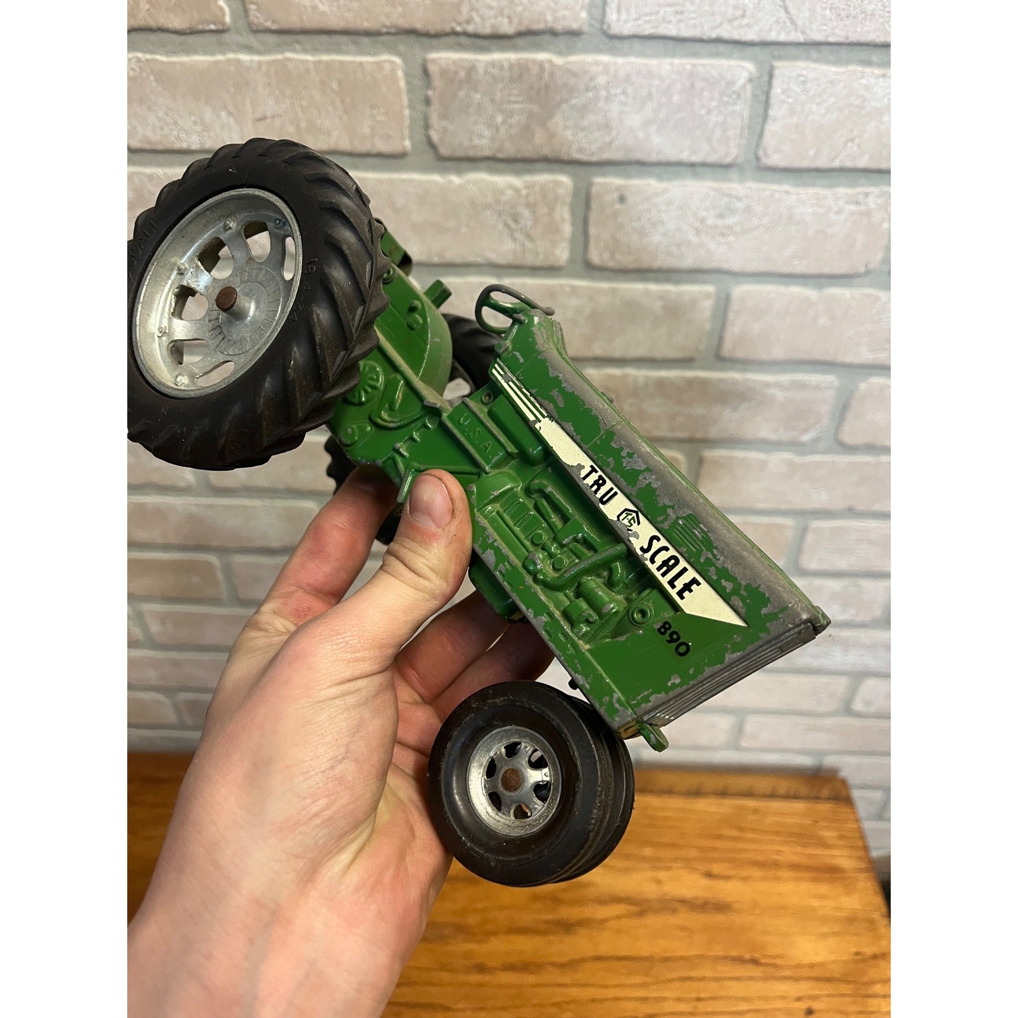 Vintage 1950s Tru-Scale #890 Green Farm Toy Tractor 1/16 Scale - Flip Seat