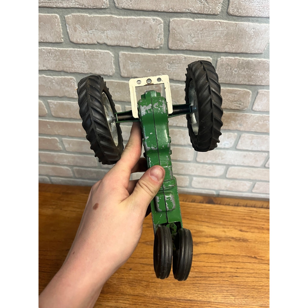 Vintage 1950s Tru-Scale #890 Green Farm Toy Tractor 1/16 Scale - Flip Seat