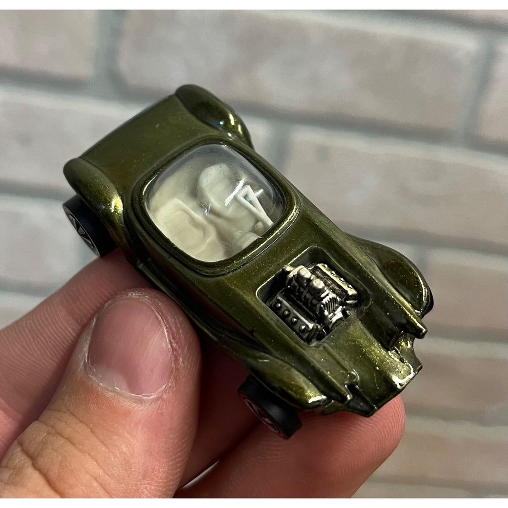 1968 Hot Wheels Redline Beatnik Bandit in Olive w/ White Interior - MINTY