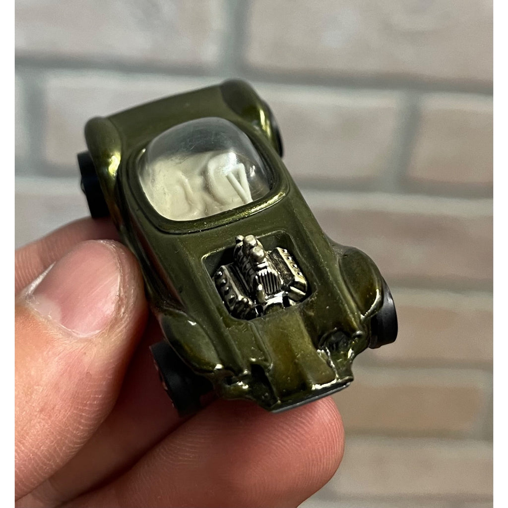 1968 Hot Wheels Redline Beatnik Bandit in Olive w/ White Interior - MINTY