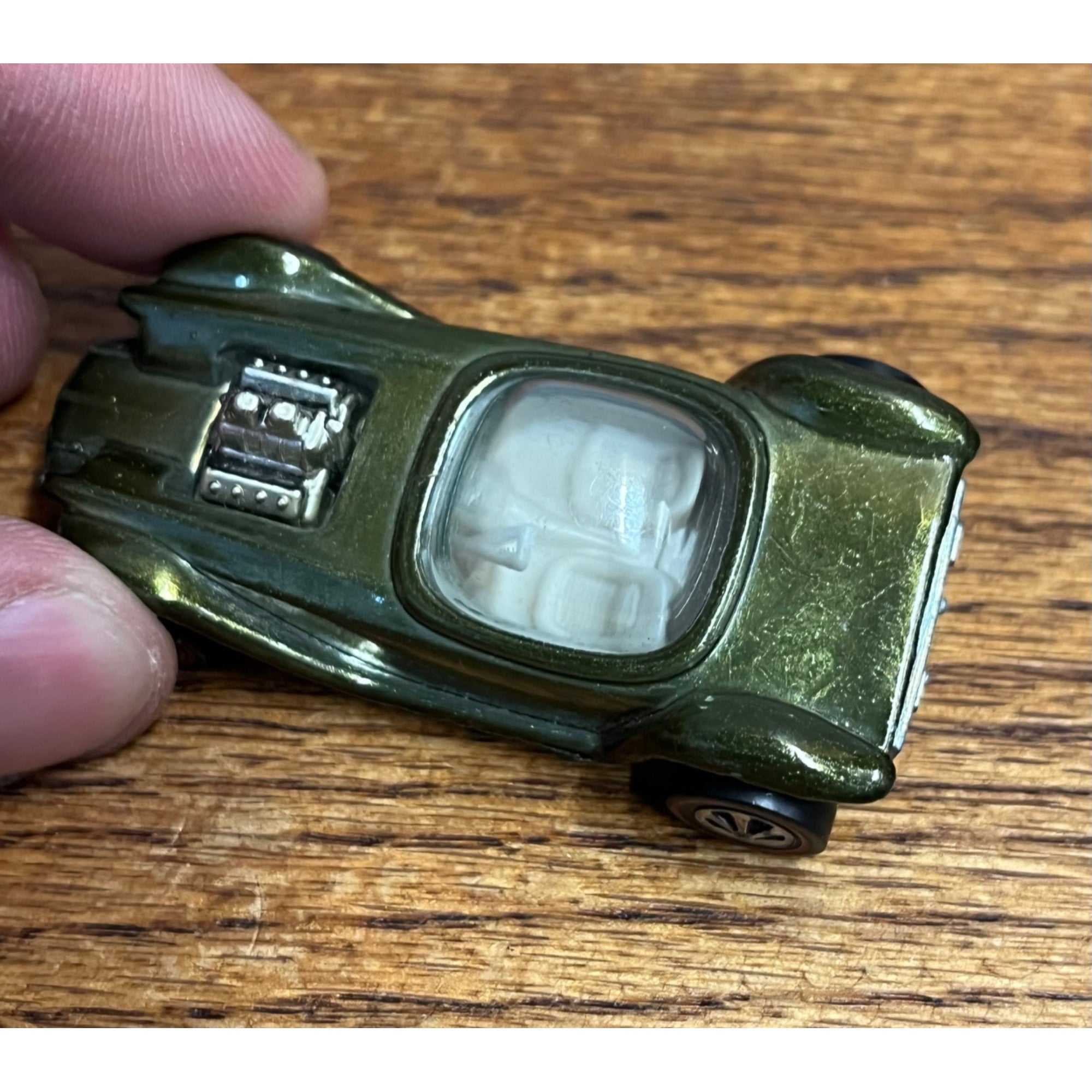 1968 Hot Wheels Redline Beatnik Bandit in Olive w/ White Interior - MINTY