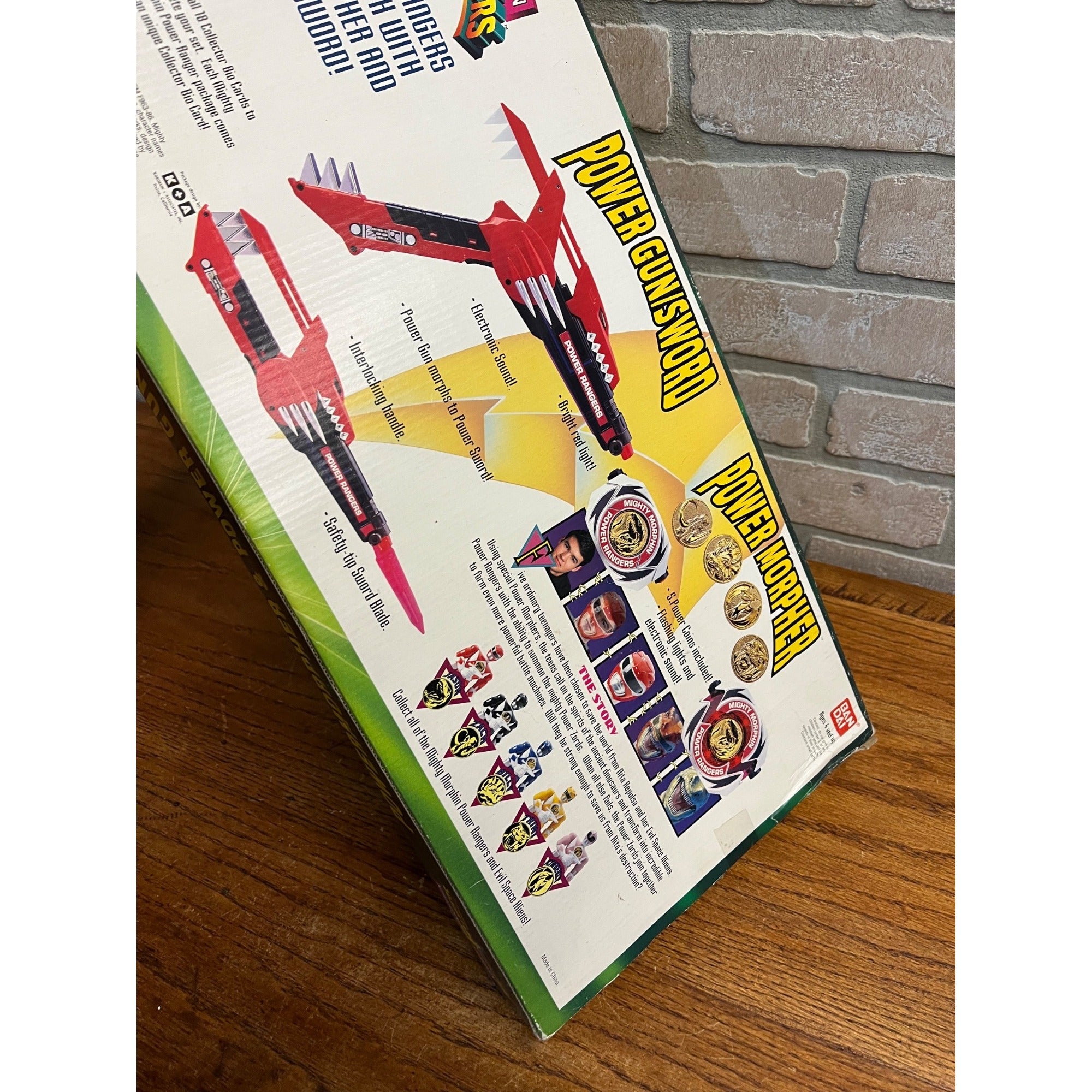 Bandai 2250 Mighty Morphin Power Rangers Power Morpher & Power Gun/Sword NIB NEW