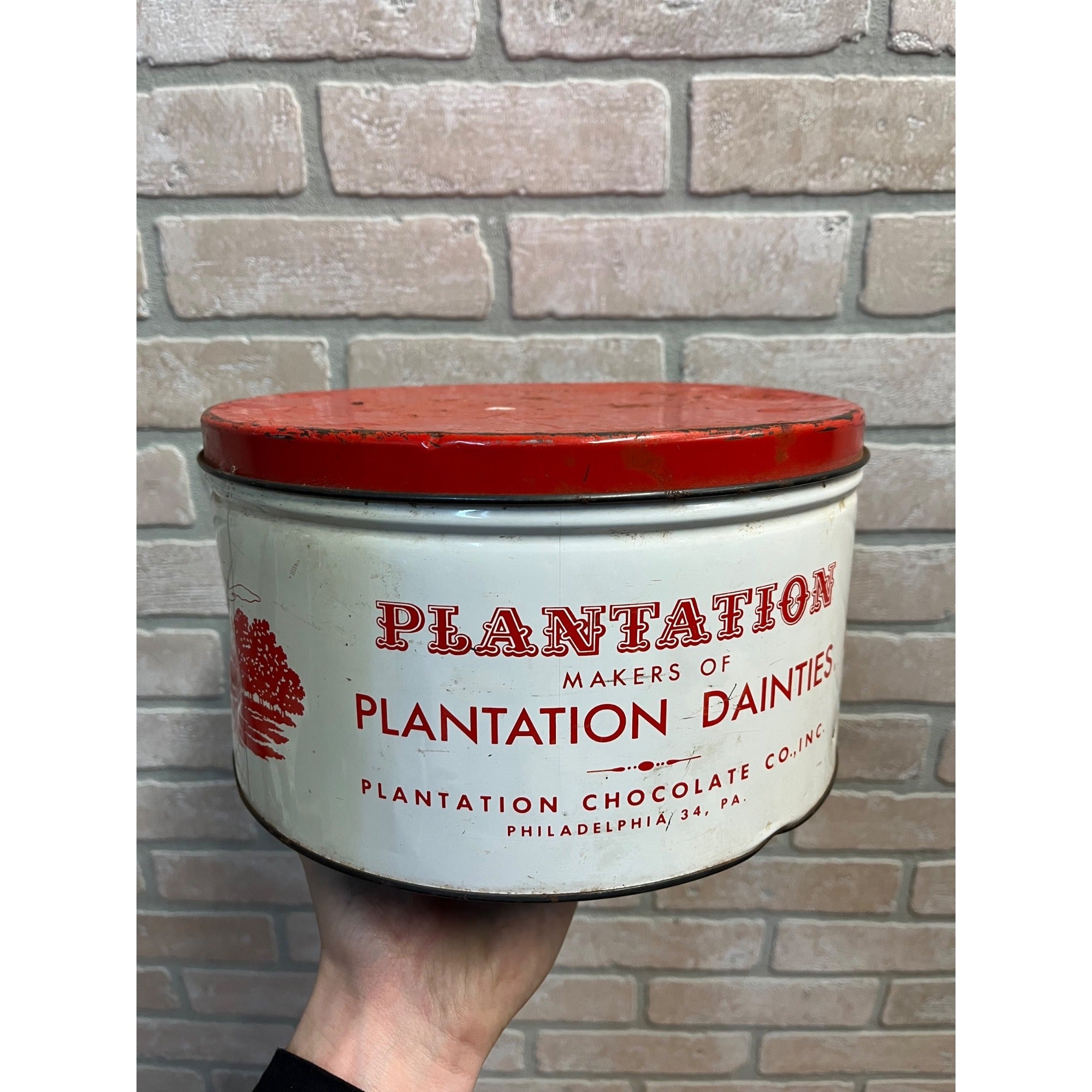 Vintage Plantation Chocolate Co Red And White Tin 10lb Size Chocolate Danties