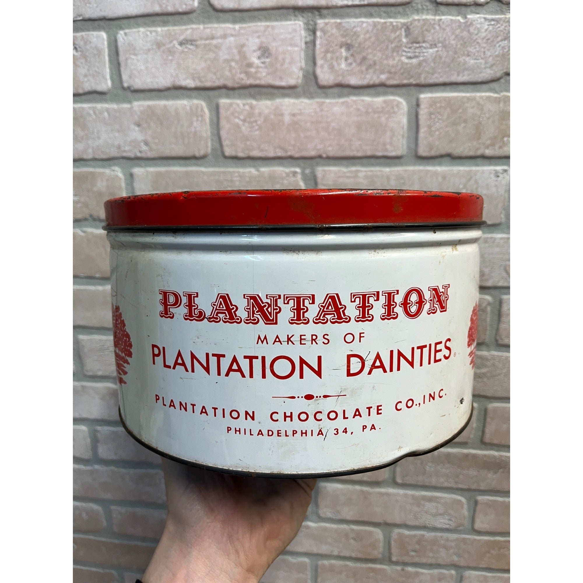 Vintage Plantation Chocolate Co Red And White Tin 10lb Size Chocolate Danties