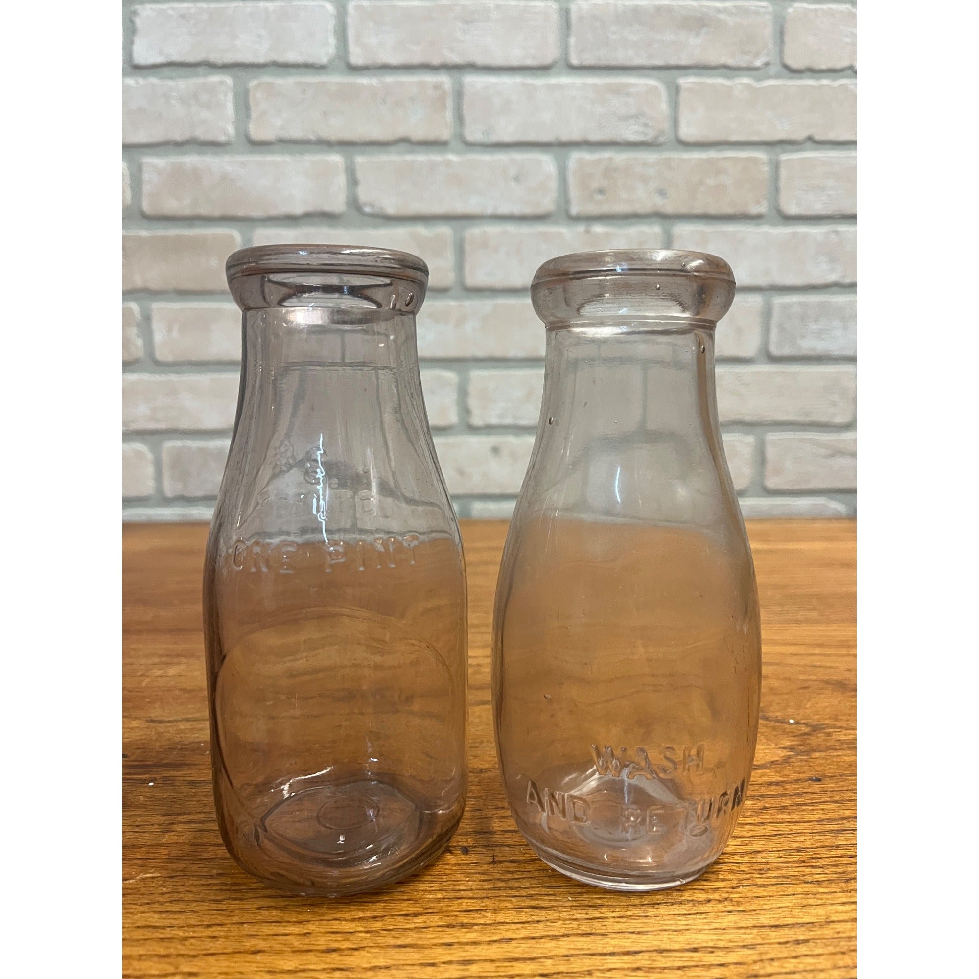 Vintage Glass Pint Milk Dairy Bottles Farmhouse Primitive Vase Wedding Decor (2)