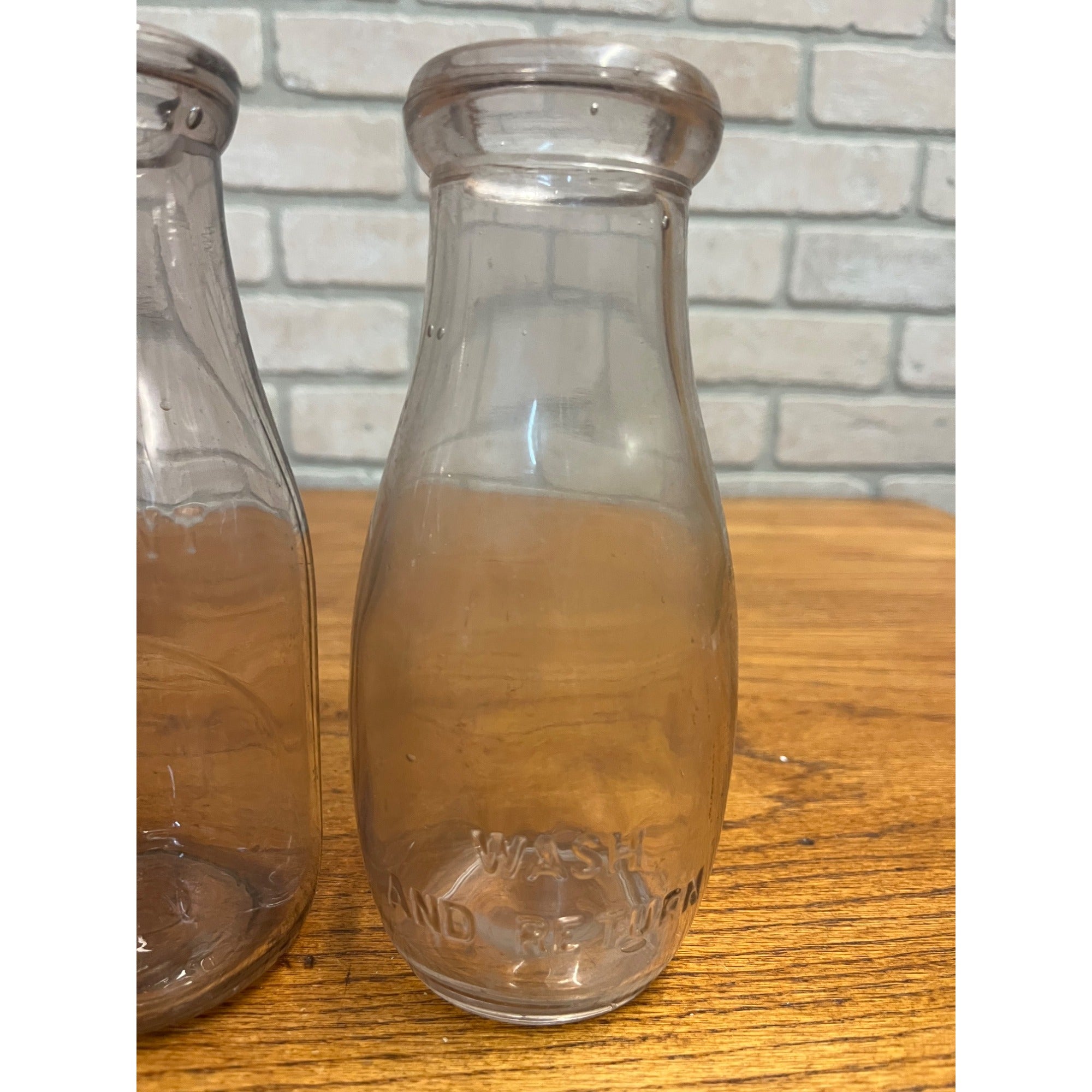 Vintage Glass Pint Milk Dairy Bottles Farmhouse Primitive Vase Wedding Decor (2)