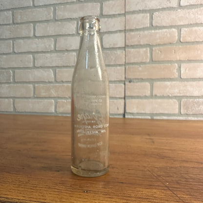 Vintage 1940s So Grape 7 oz ACL Soda Pop Bottle Chicago Roxo Waukesha Wis O-So