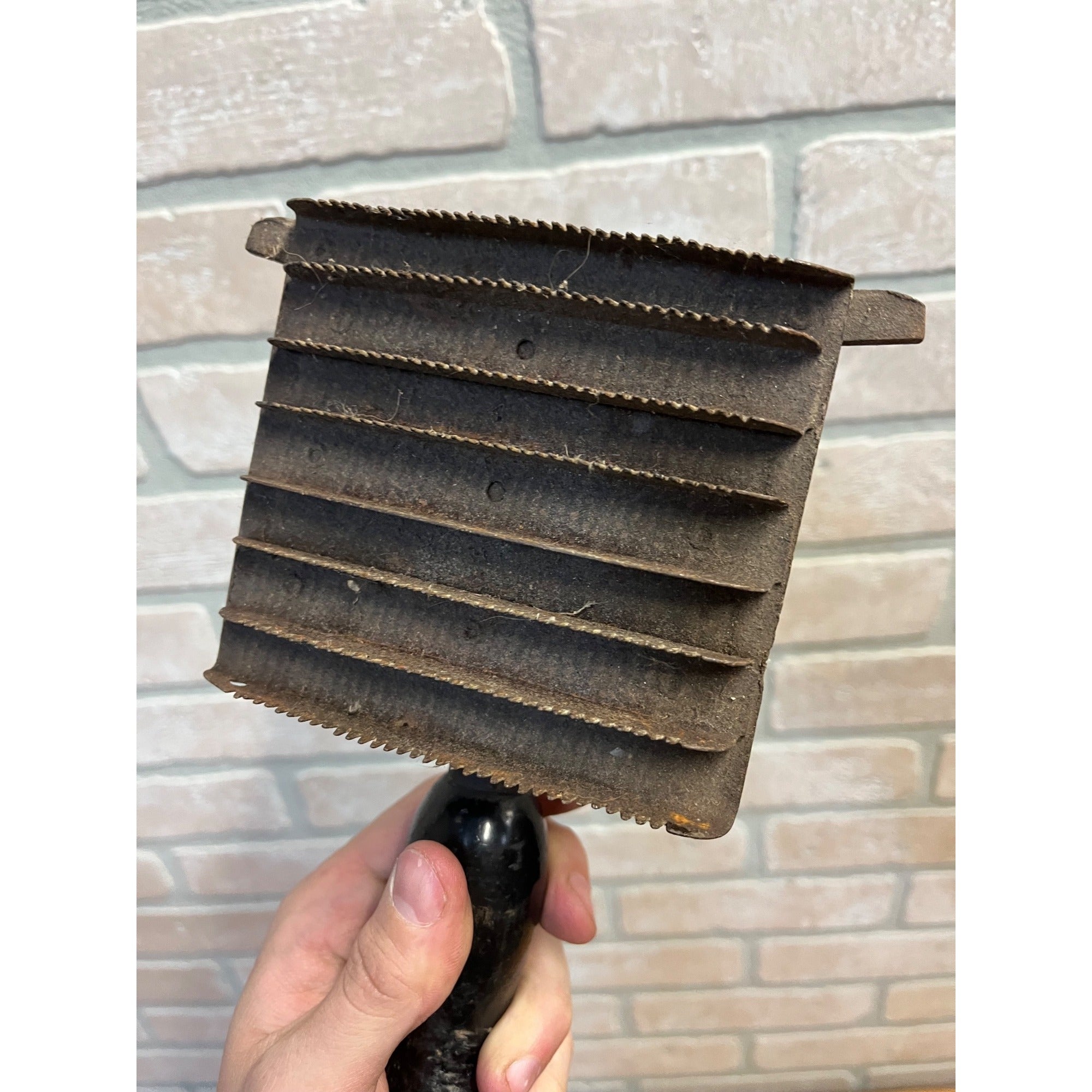 Antique Horse Curry Comb Equestrian Grooming Farm Tool Metal & Wood Handle
