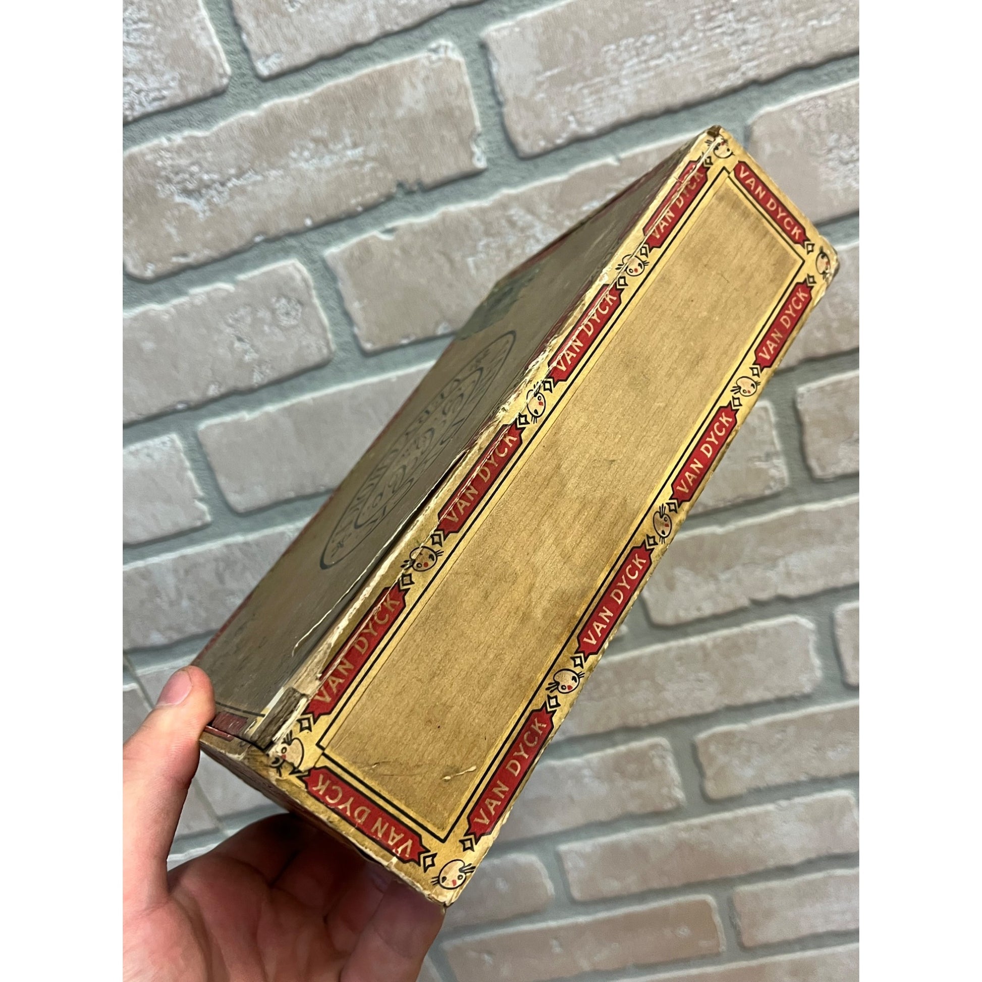 Vintage Van Dyck Cigar Box Pressed Cardboard Advertising General Cigar Co.