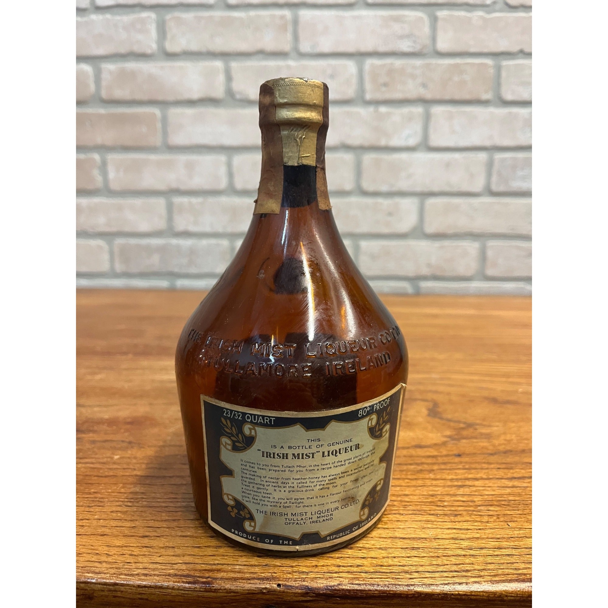 Vintage Irish Mist Amber Glass Liqueur Glass Bottle w/ Labels