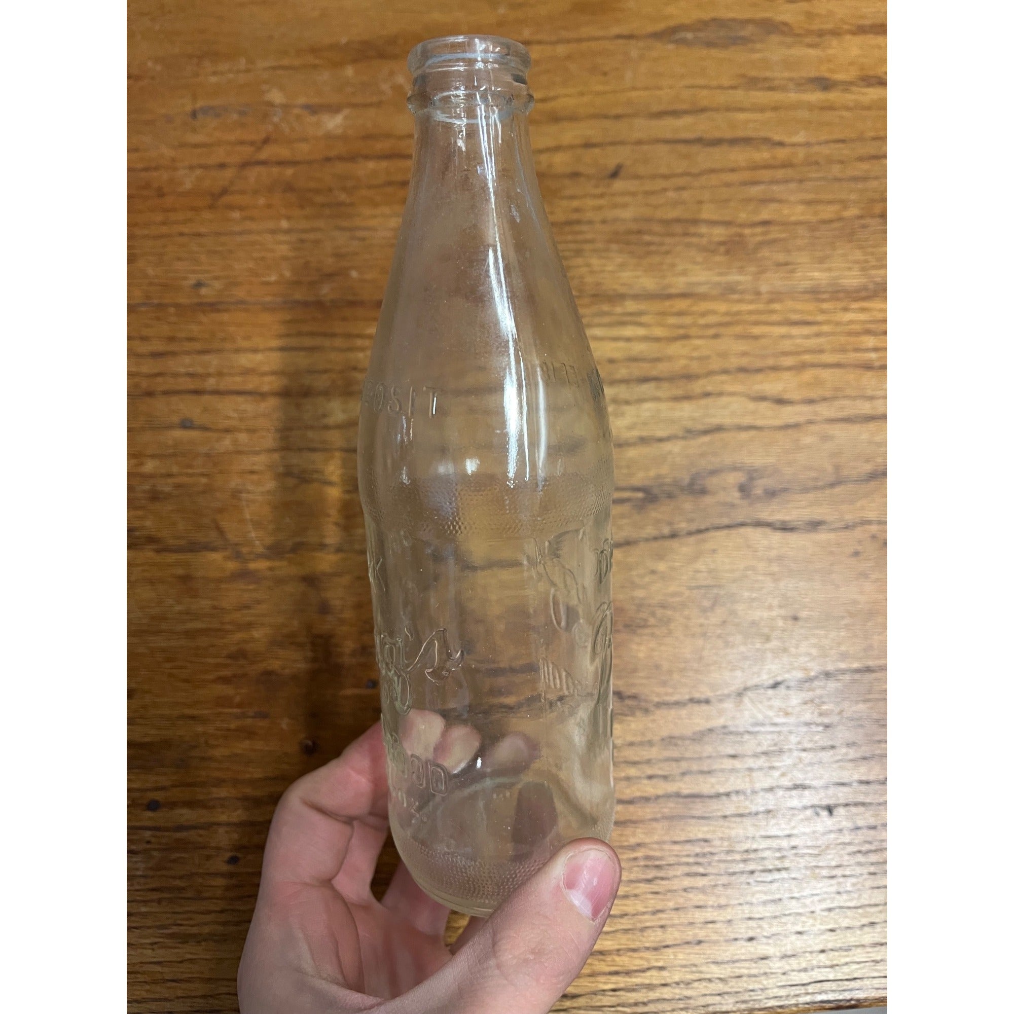 Scarce Barqs Root Beer No Deposit No Return 12 Oz Soda Bottle 1971