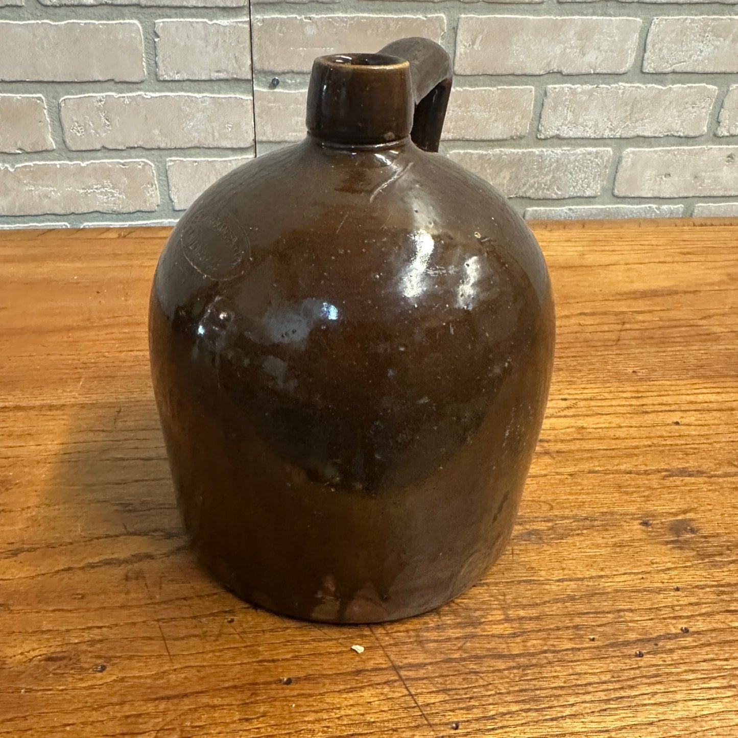 Antique C Hermann & Co 1 Gallon Stoneware Pottery Beehive Jug Milwaukee Wisconsin