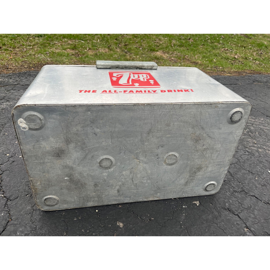 Vintage 1950's Aluminum 7UP Picnic Advertising Metal Cooler Ice Chest Cronstroms
