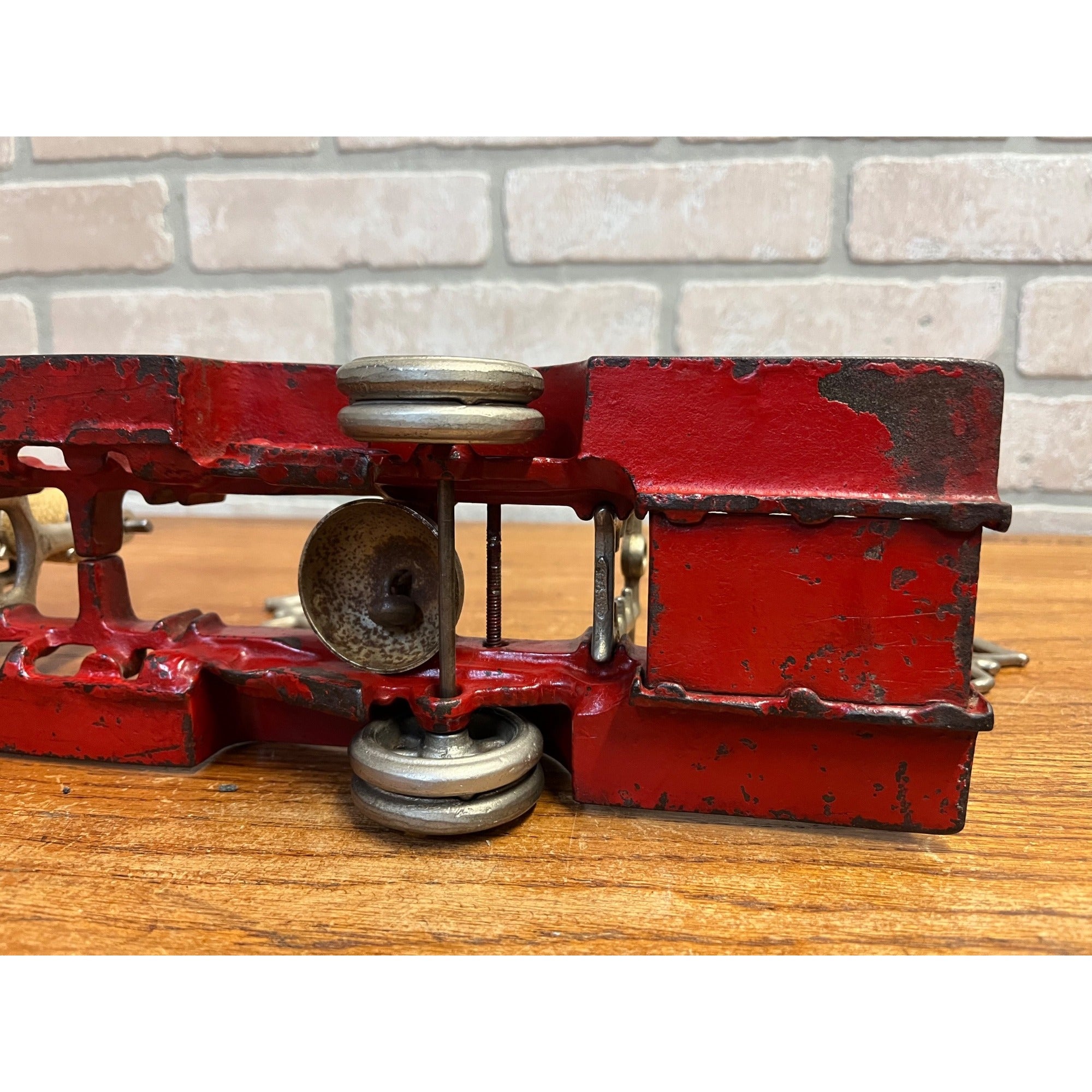 Vintage 1930s Arcade Mack Fire Hook & Ladder Truck Cast Iron Toy Large