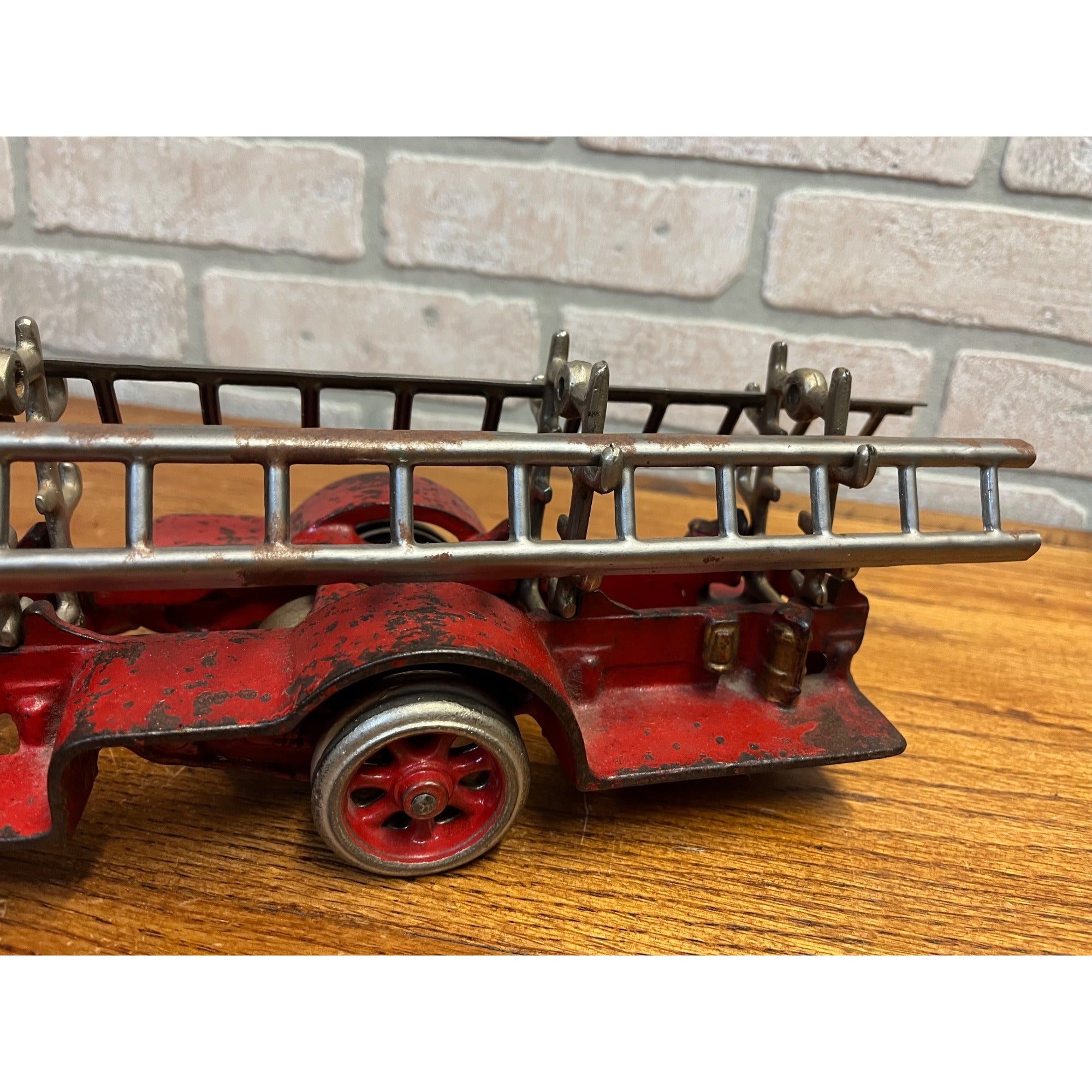 Vintage 1930s Arcade Mack Fire Hook & Ladder Truck Cast Iron Toy Large