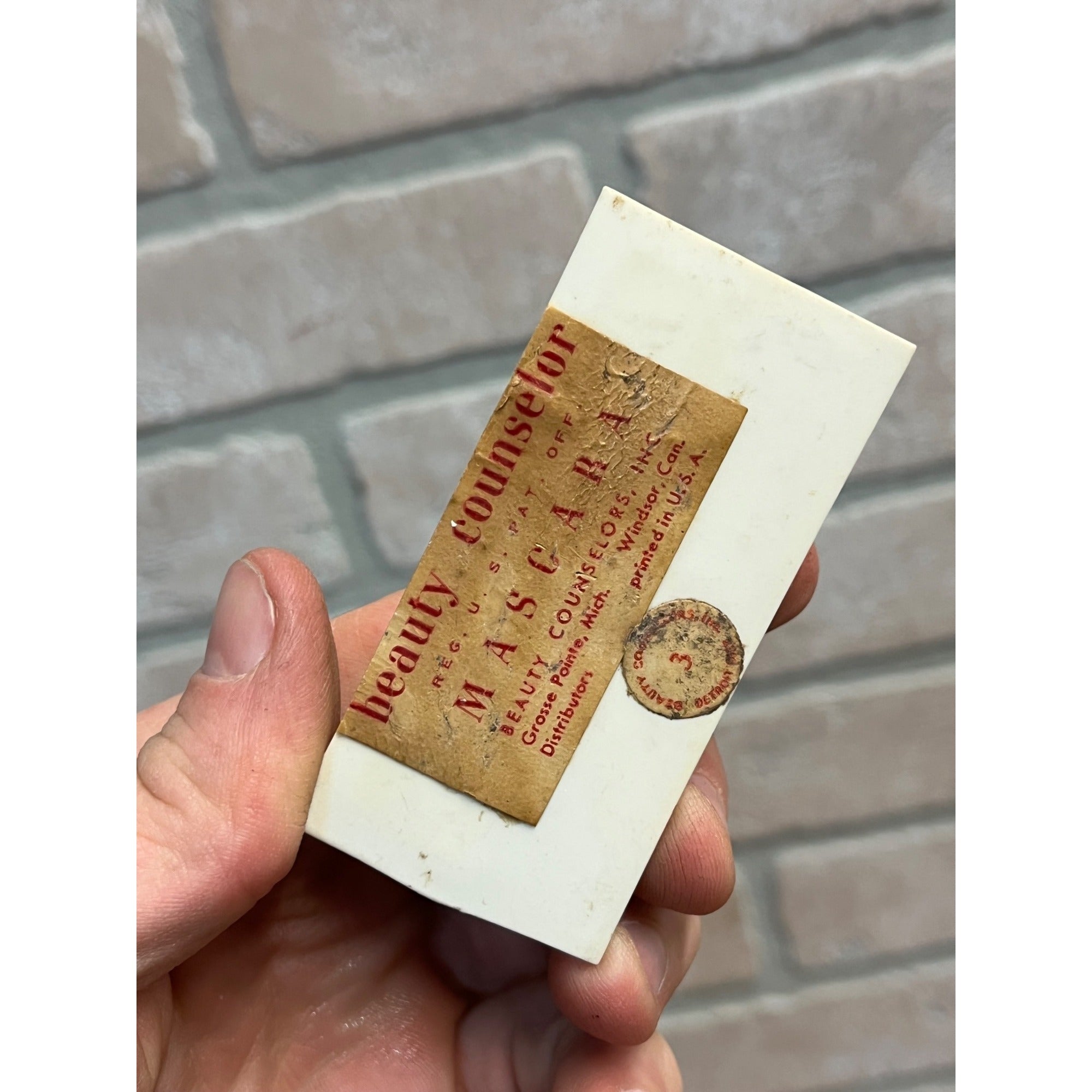 Vintage 1950s Beauty Counselor Cake Mascara & Brush White Case Makeup Compact