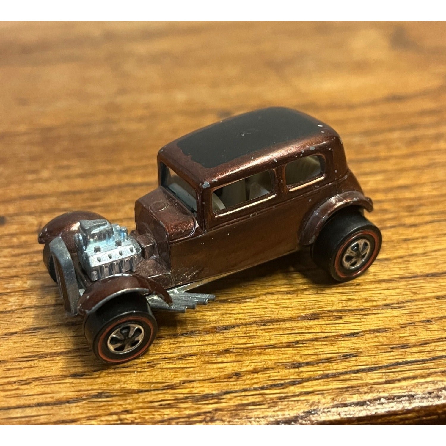 1968 Hot Wheels Redline Classic '32 Ford Vickey Copper Brown  -- Excellent