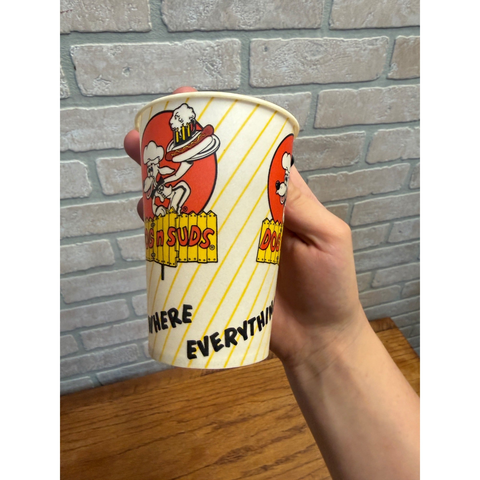 Vintage Lot of Dog N Suds Root Beer Soda Wax Paper Fountain Cups
