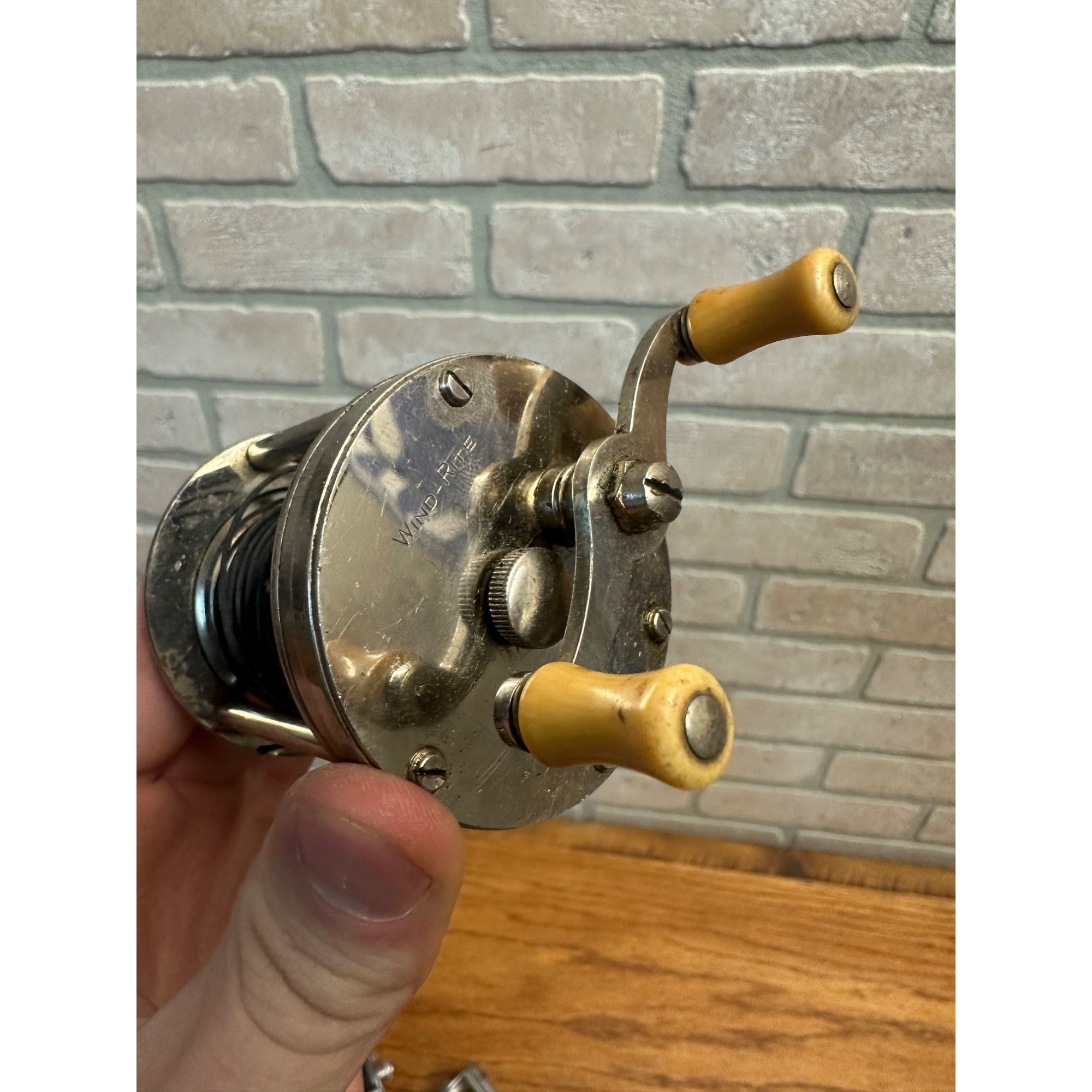 Vintage Fishing Bait Casting Reels Ocean City 1800 Shakespeare 1950 Direct Drive +