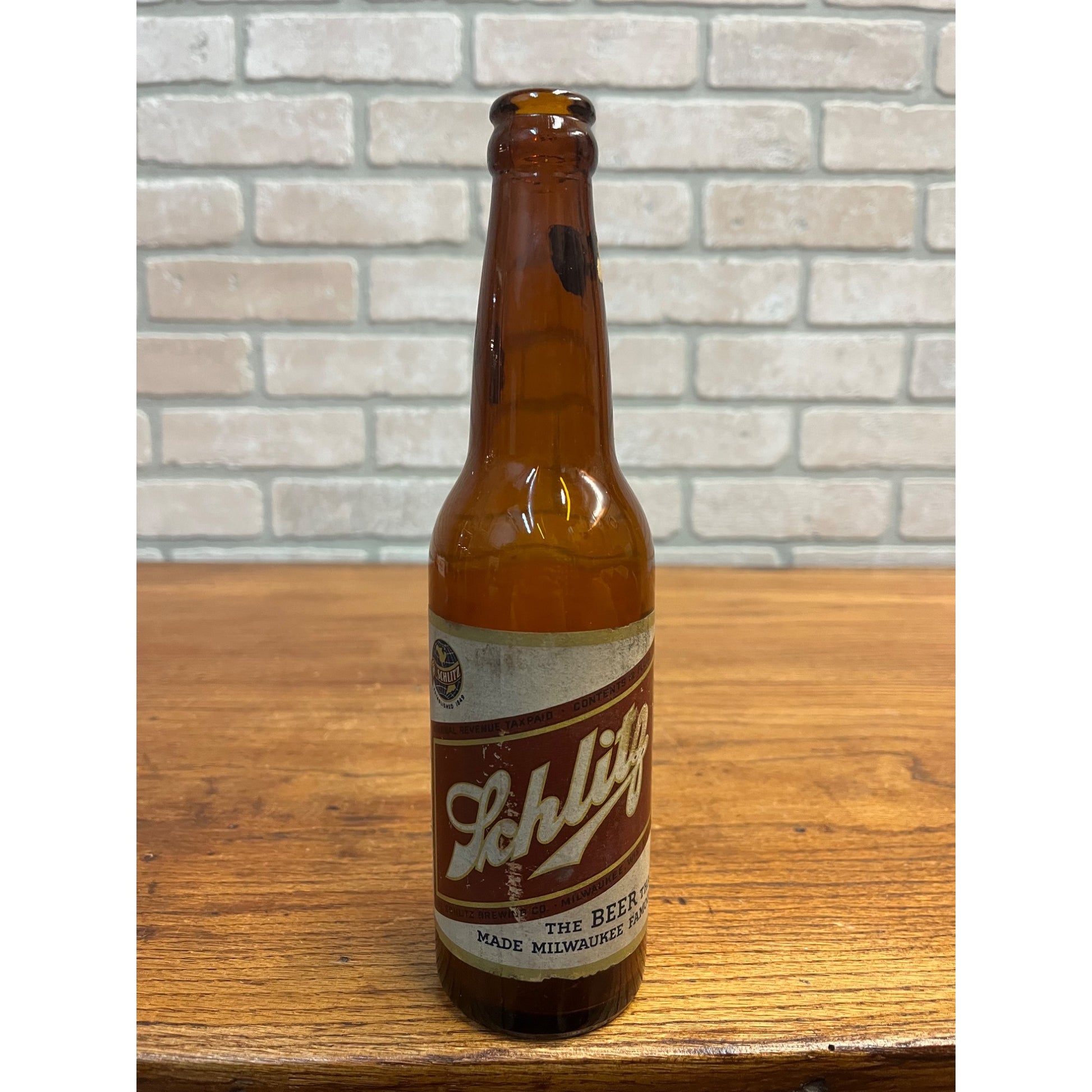 Vintage Schlitz Beer Bottle IRTP Label Milwaukee WI 12oz