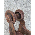 Antique Leader Cast Iron Farm Hay Trolley Barn Equipment w/ Center Drop Pulley