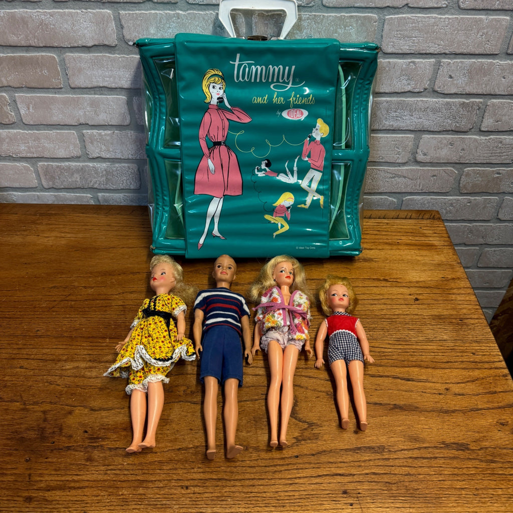 Vintage Tammy Ideal Toys Doll Lot W/ Clothes and Carry Case