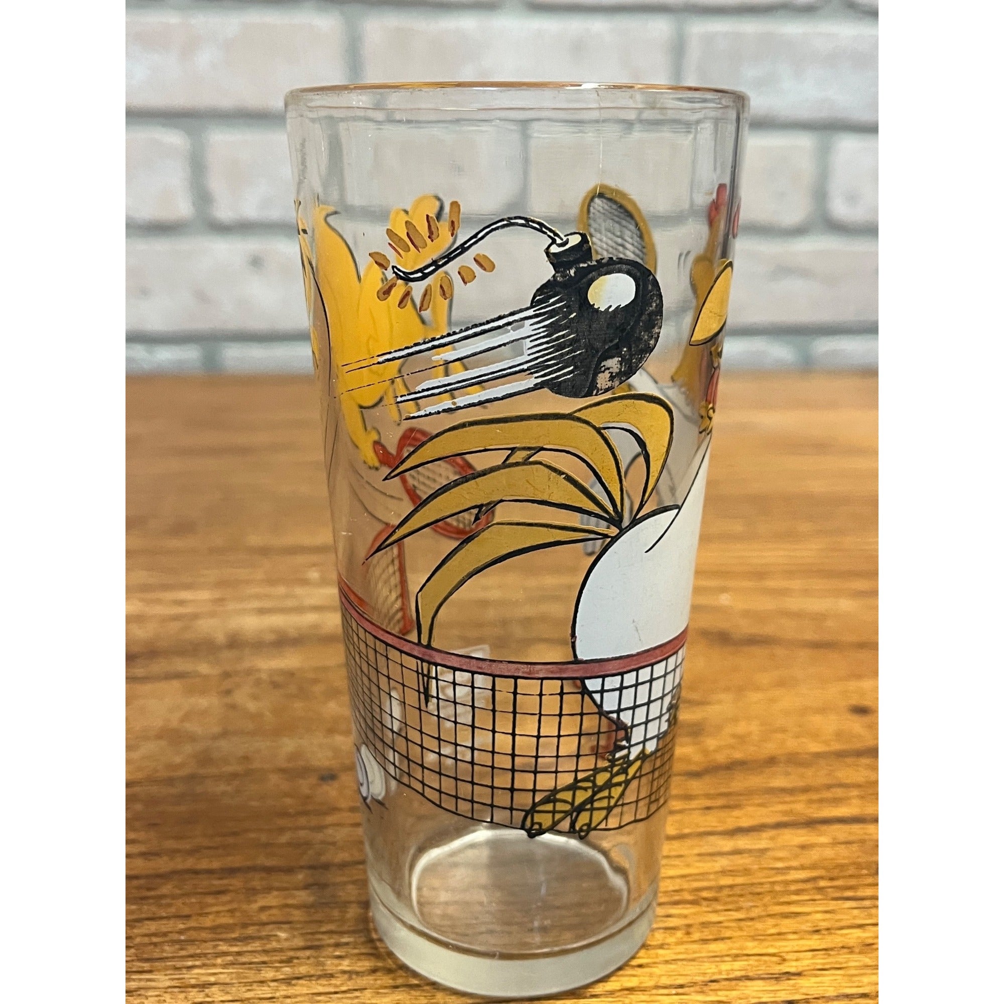 Vintage Warner Bros. Inc. Pepsi Collector Series Looney Tunes Foghorn Leghorn and Chicken Hawk Tennis Drinking Glass 1976