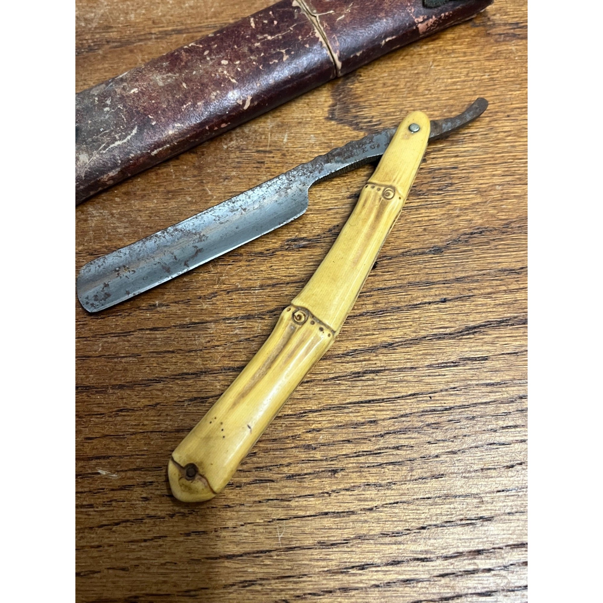 Antique Straight Razor - Geneva Knife Co. - Bamboo or Bone Design