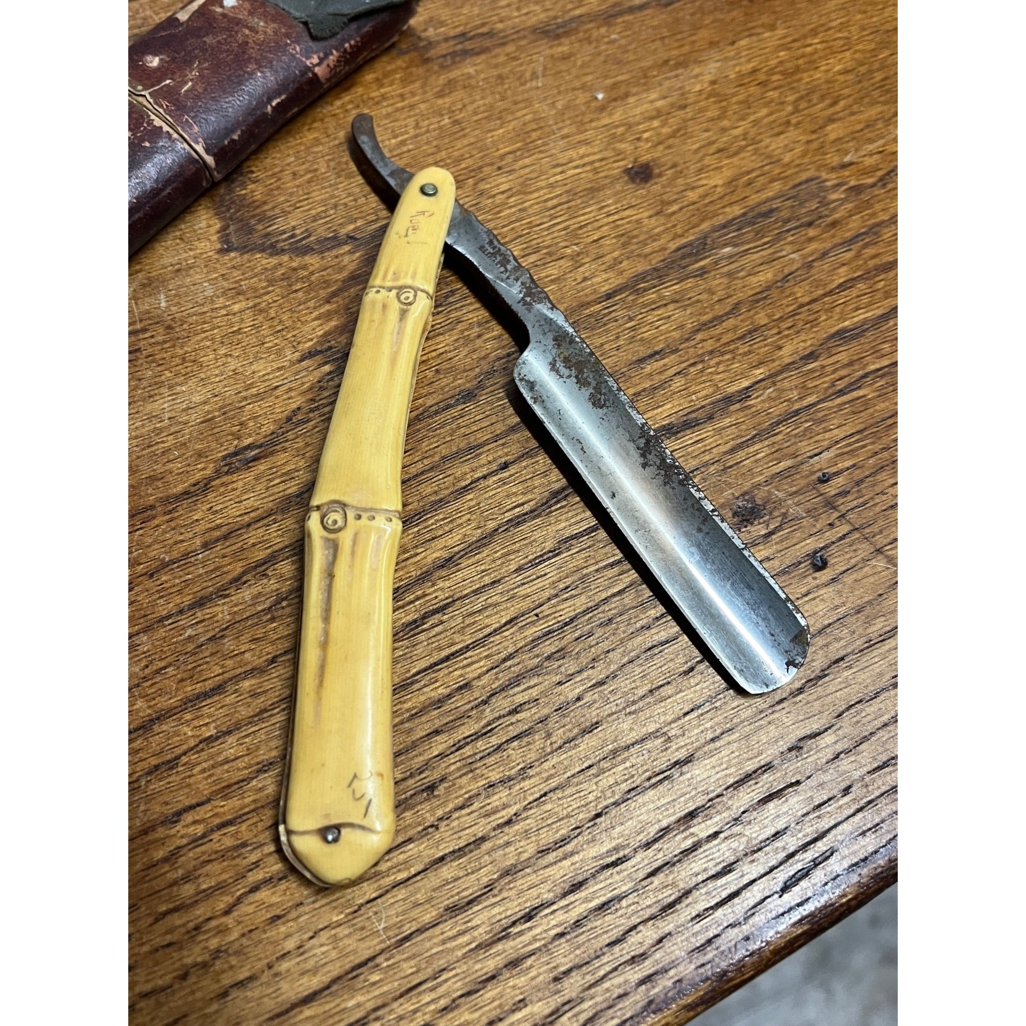 Antique Straight Razor - Geneva Knife Co. - Bamboo or Bone Design