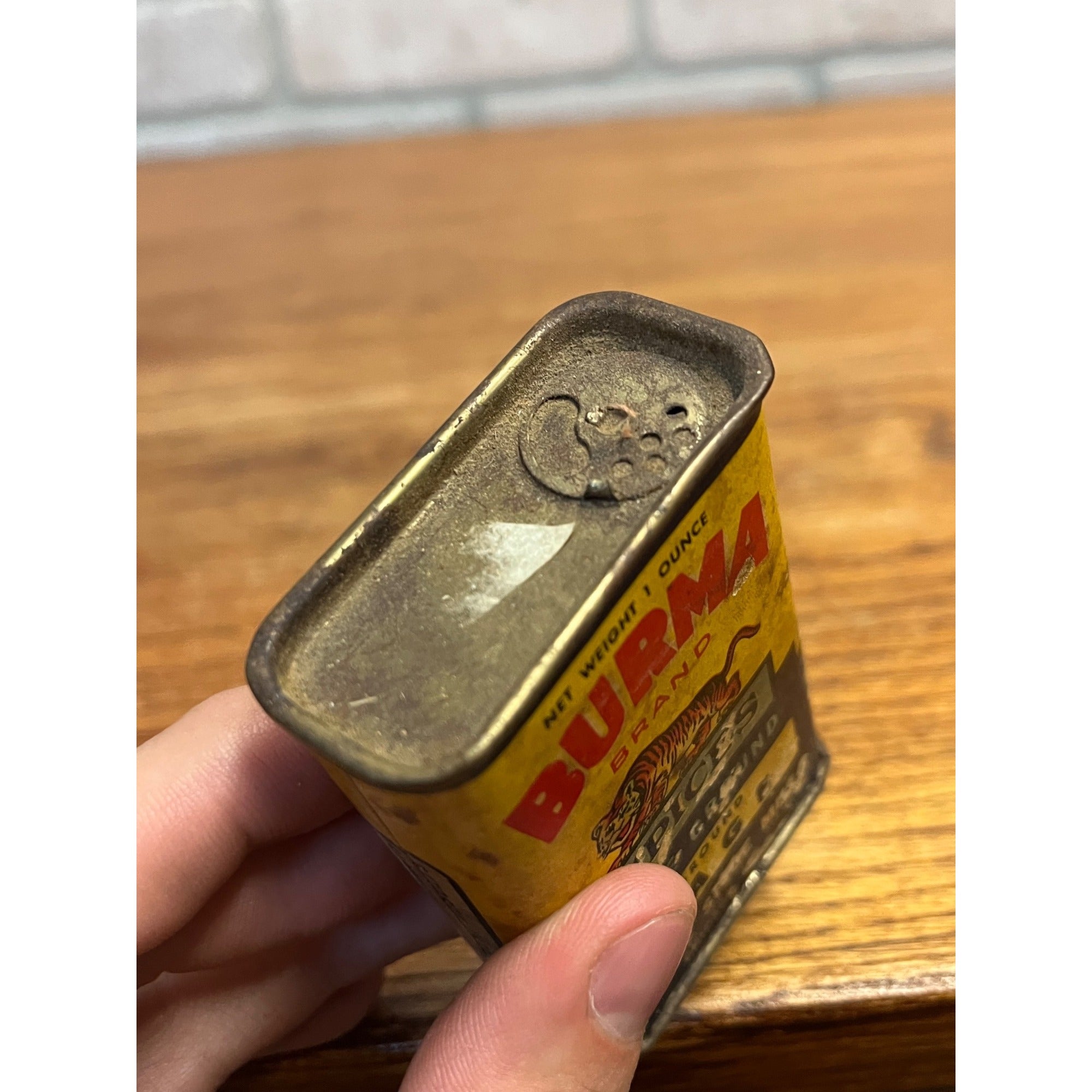 Antique Burma Sage Spice Tin Empire Mills Chicago IL Tiger Country Store Food