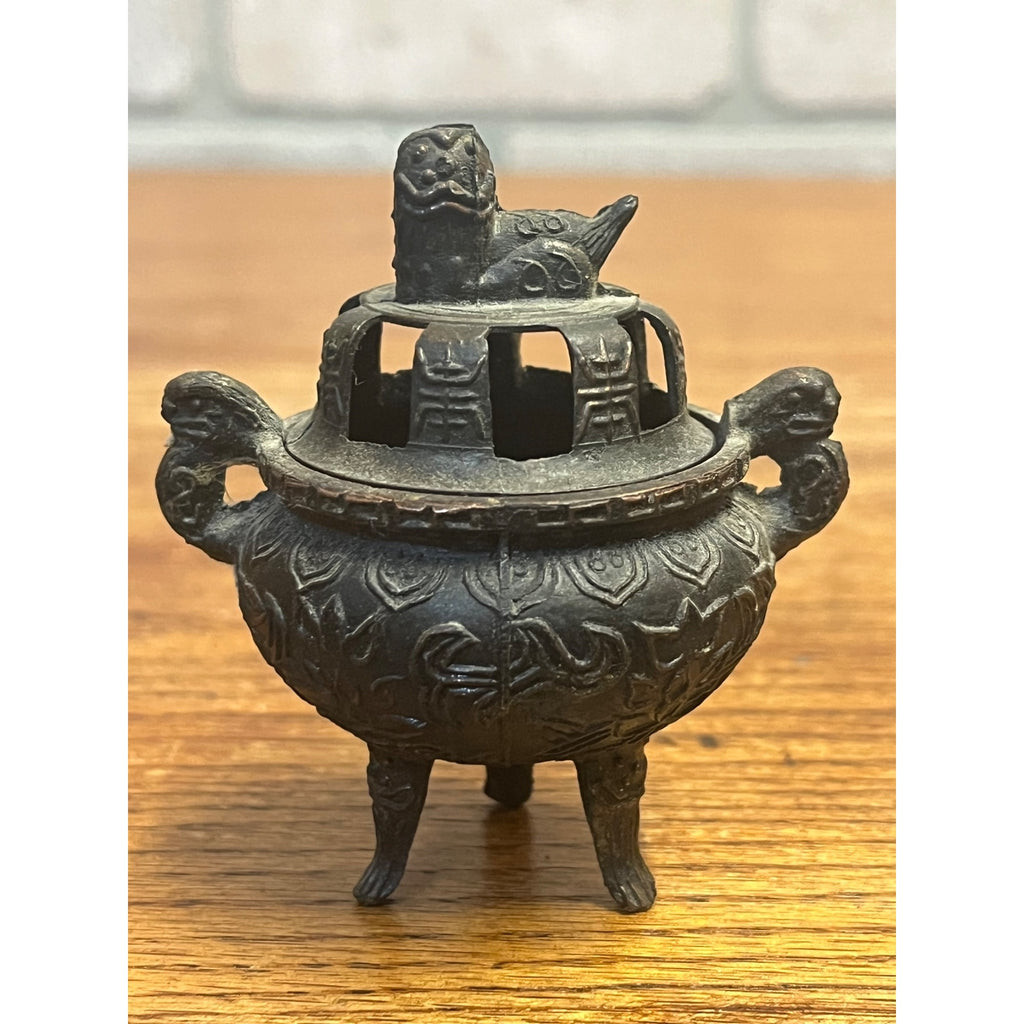 Vintage Foo Dog Asian Miniature Censer Incense Burner Cast Spelter Pot Metal