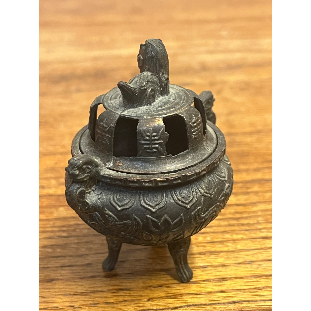 Vintage Foo Dog Asian Miniature Censer Incense Burner Cast Spelter Pot Metal