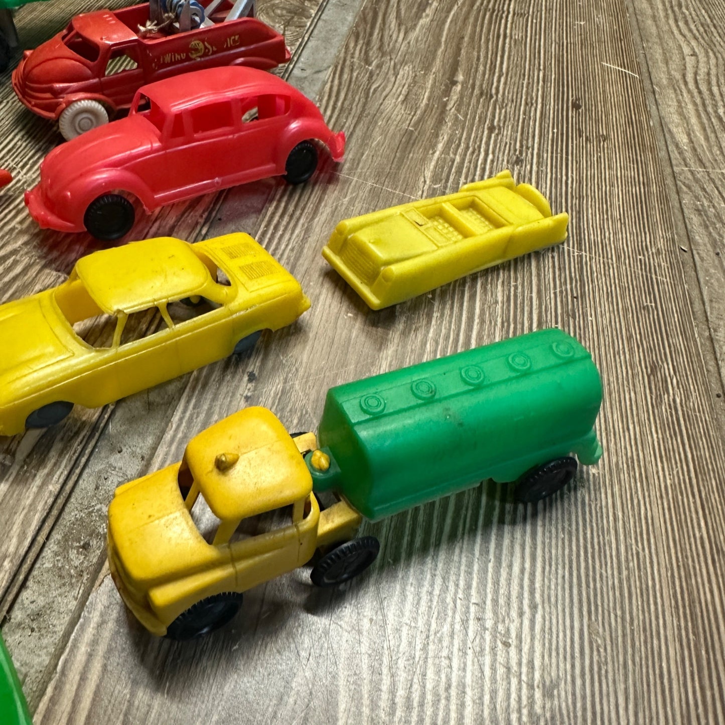 Vintage 1940s-50s HUGE LOT Renewal Acme ++ Plastic Toy Automobiles Cars Trucks