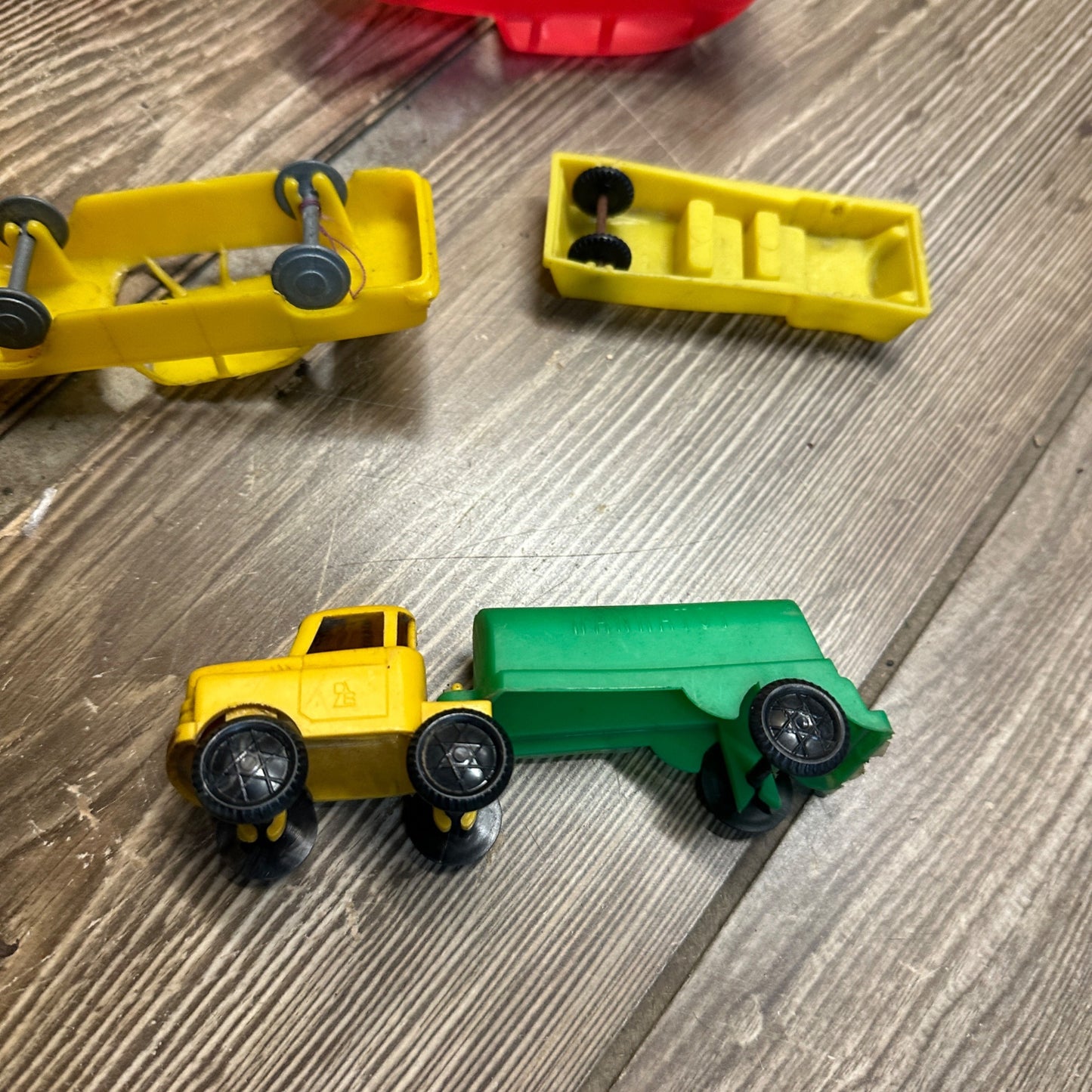 Vintage 1940s-50s HUGE LOT Renewal Acme ++ Plastic Toy Automobiles Cars Trucks