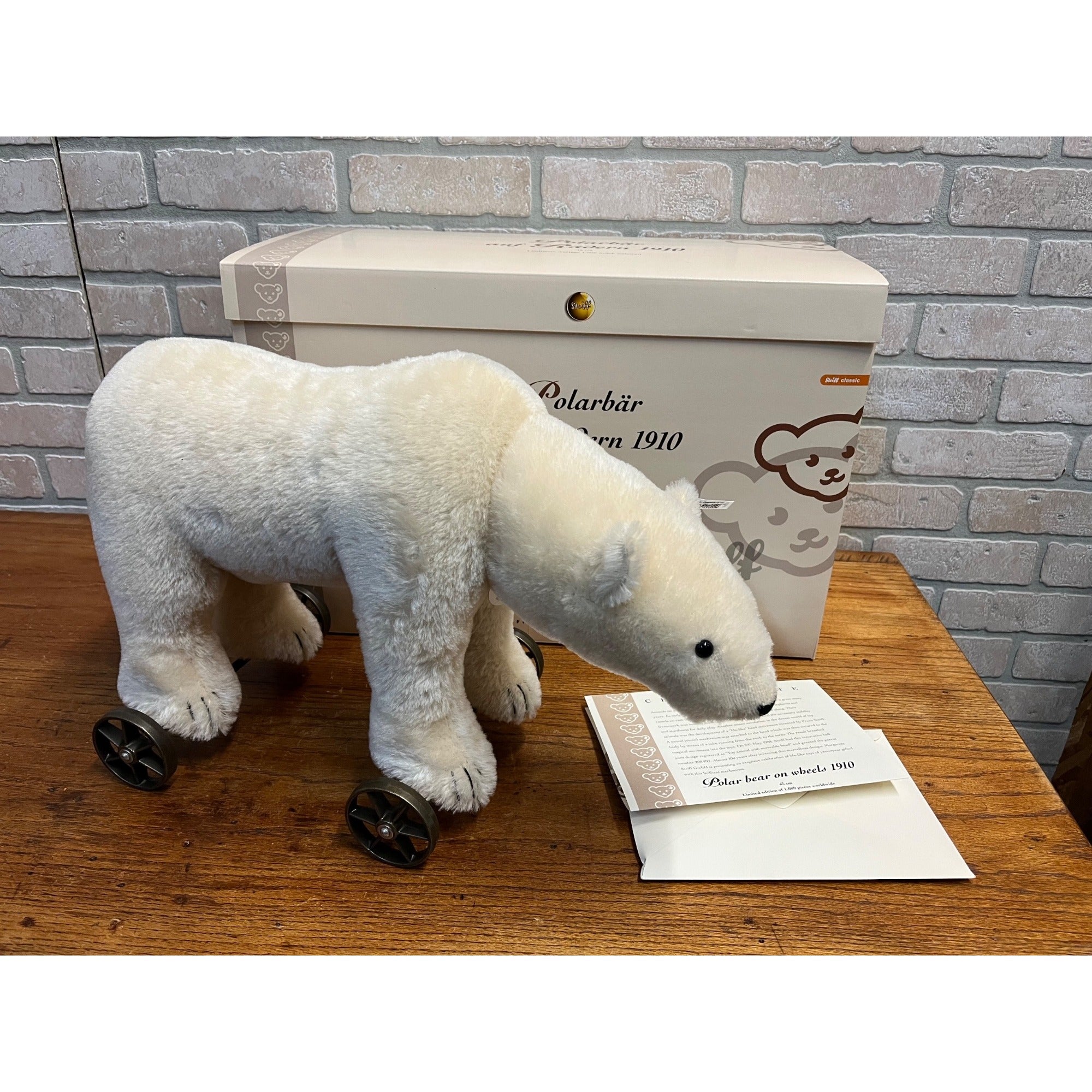 Steiff Polar Bear On Wheels #400544 All Tags, Button, Box 1910 Repro 402/1000