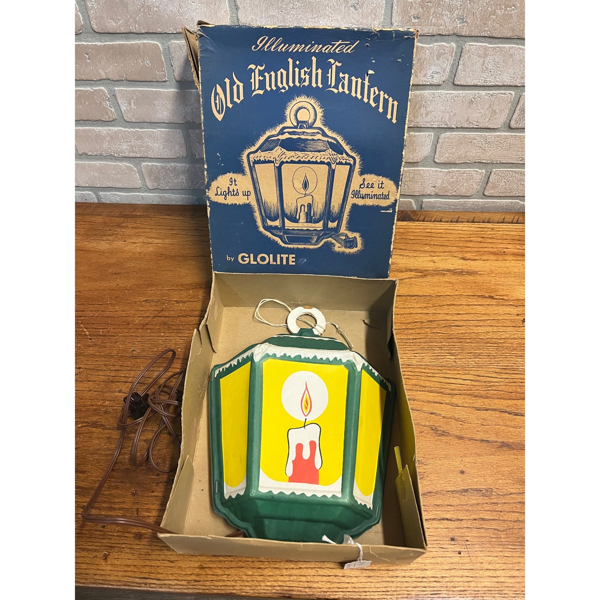 Vintage 1950s GloLite Old English Lantern Christmas Lighted Sign + Box - Works