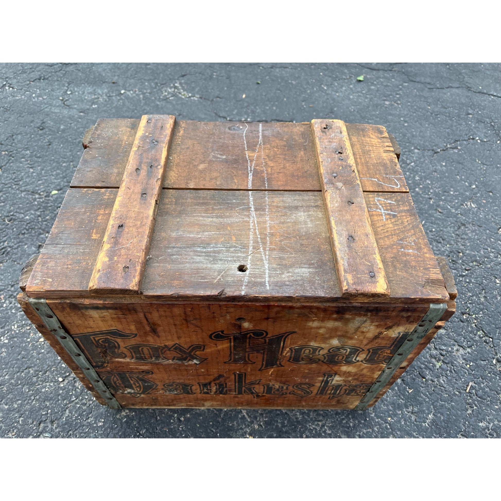 RARE Vintage Fox Head Beer Waukesha Weber Brewing Crate for Quart Bottles