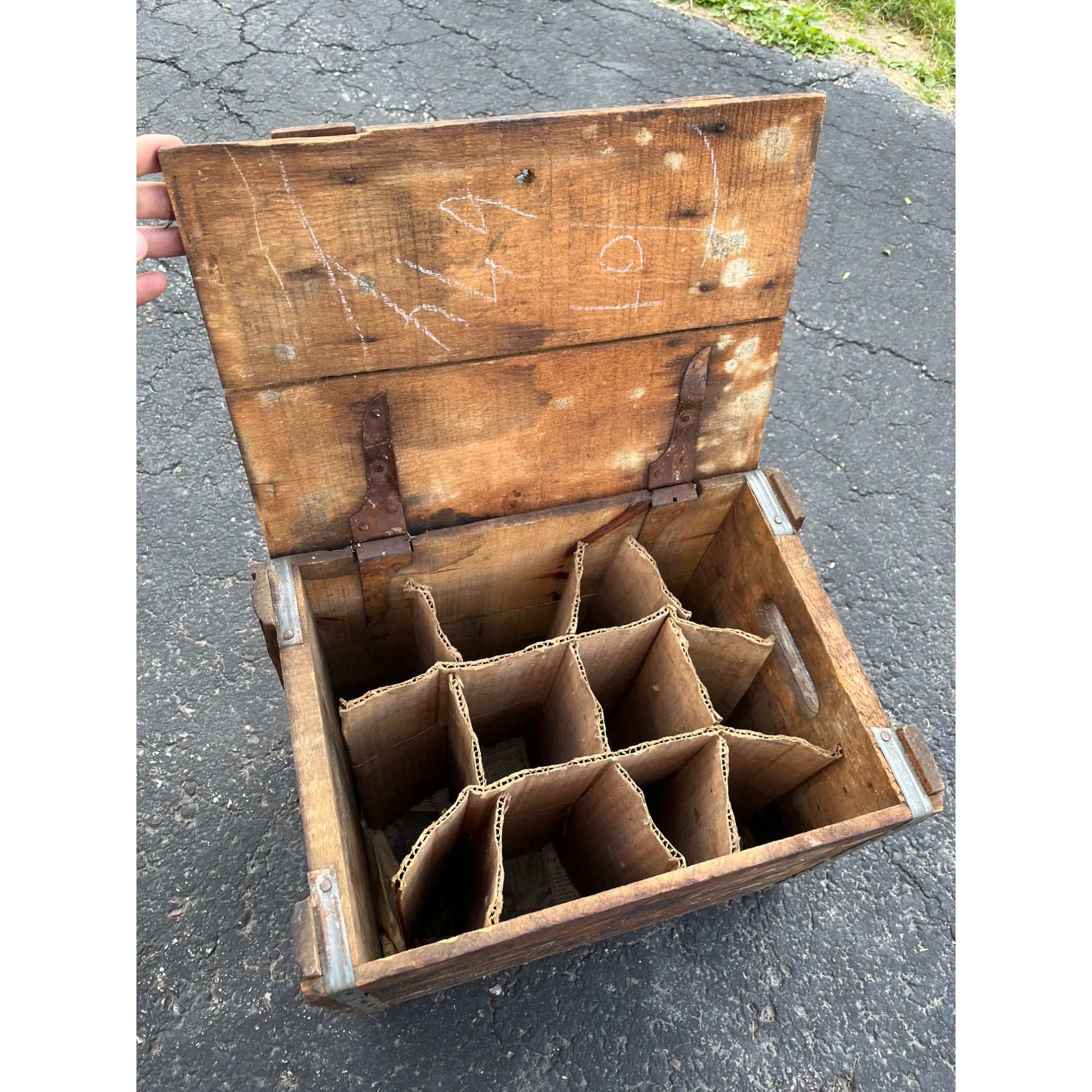 RARE Vintage Fox Head Beer Waukesha Weber Brewing Crate for Quart Bottles
