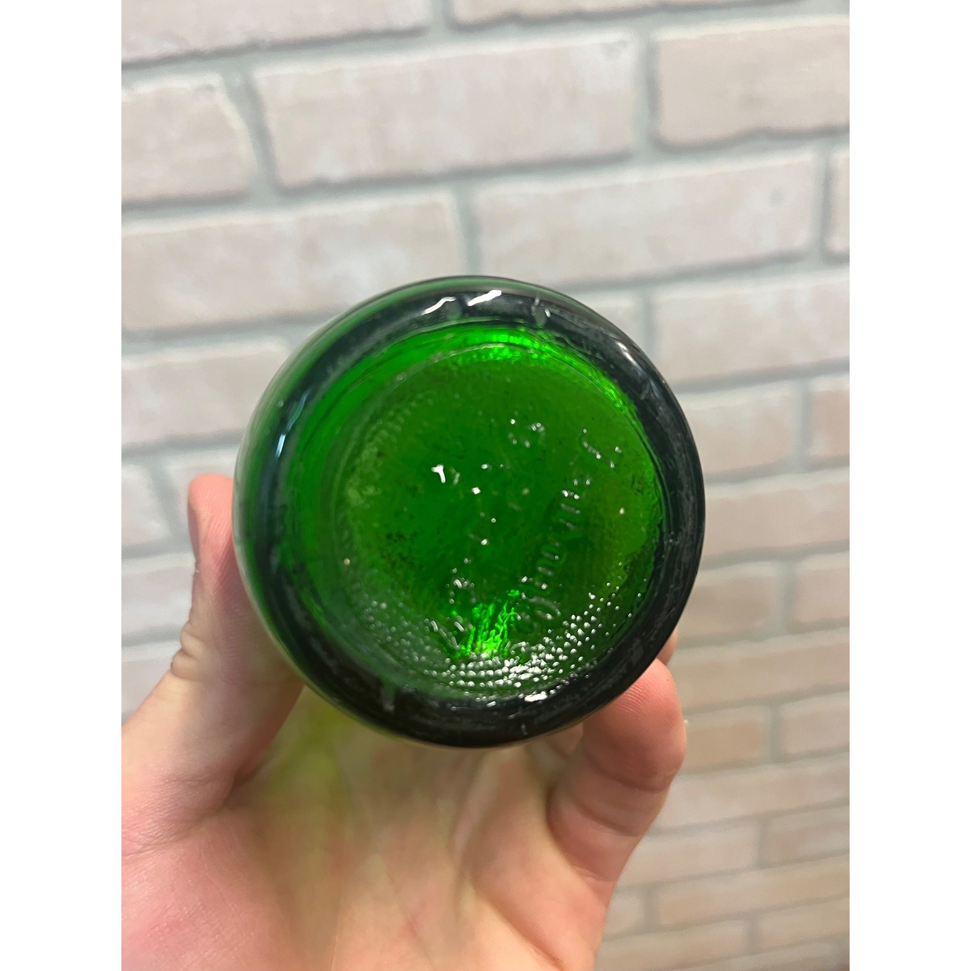 RARE Vintage ALERT Fox Valley Beverage Co. -- Neenah, Wis -- ACL Soda Bottle