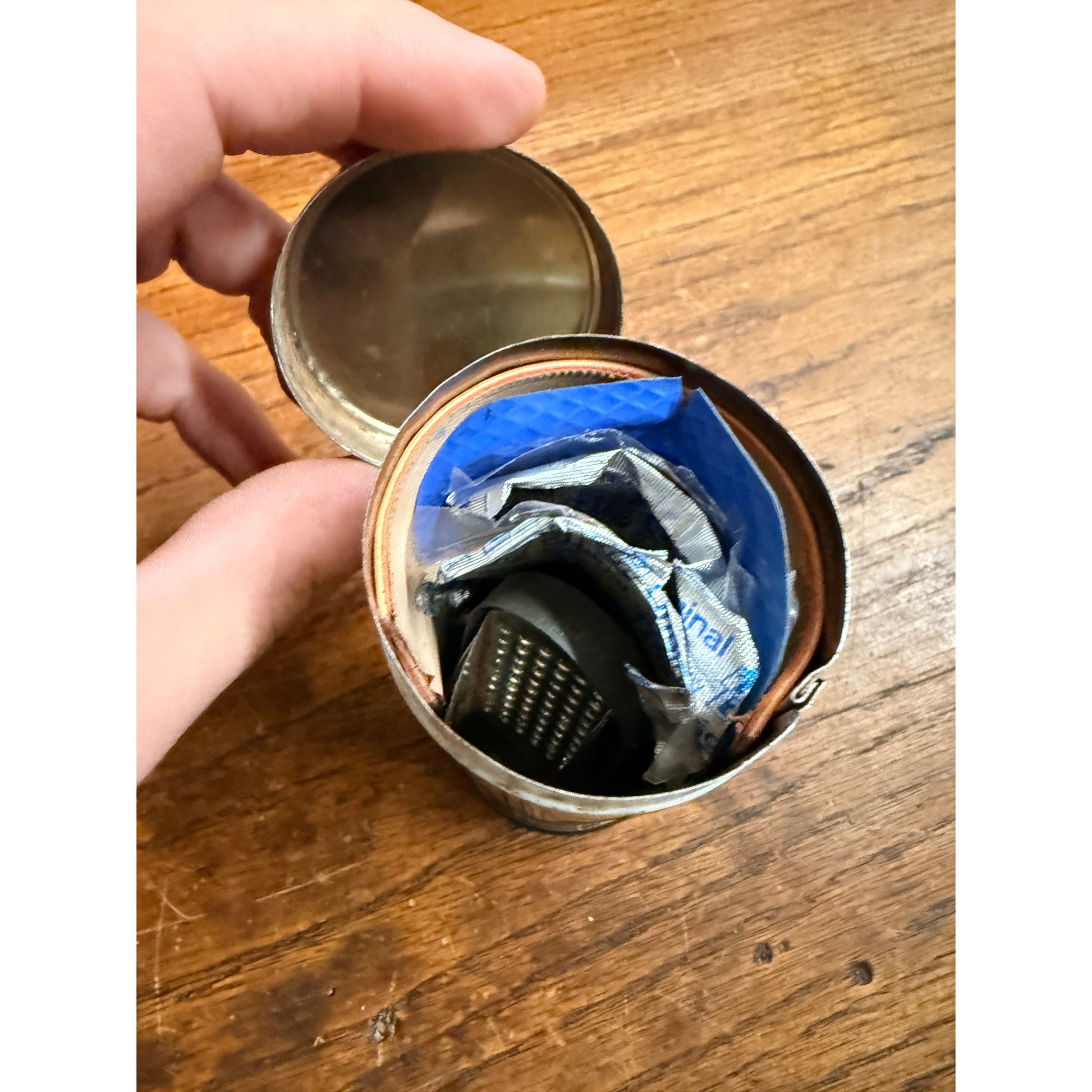 Vintage Whiz Rubber Tube Repair Patch Kit Advertising Tin Can Full