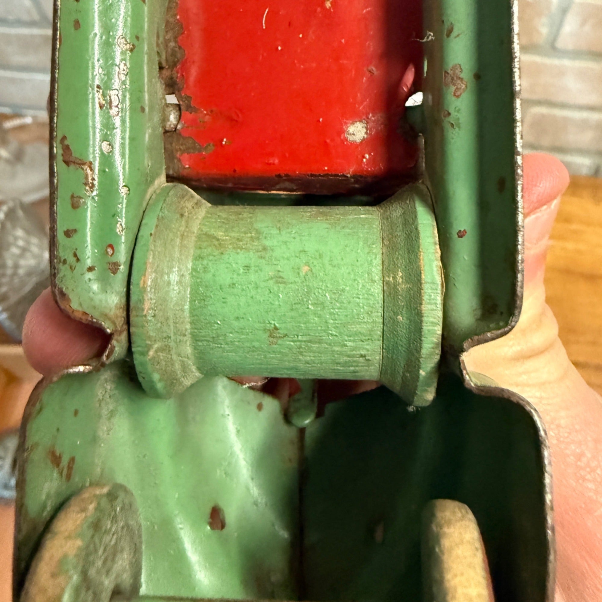 Vintage 1930s Marx / Wyandotte Pressed Steel Delivery Truck Toy 7.5" Red Green