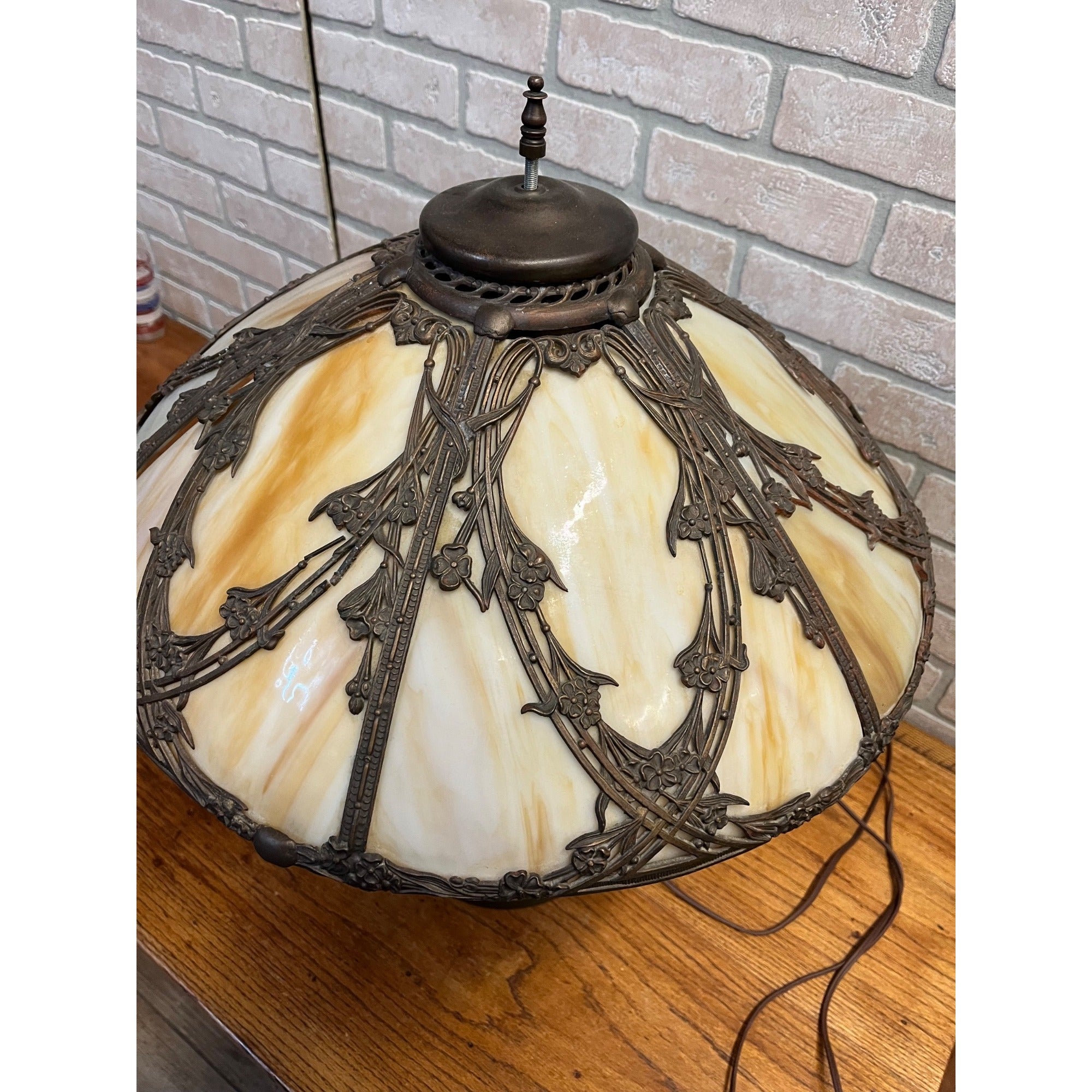 Vintage 1920s Art Nouveau Slag Glass Table Lamp Ornate Floral Pittsburgh Style