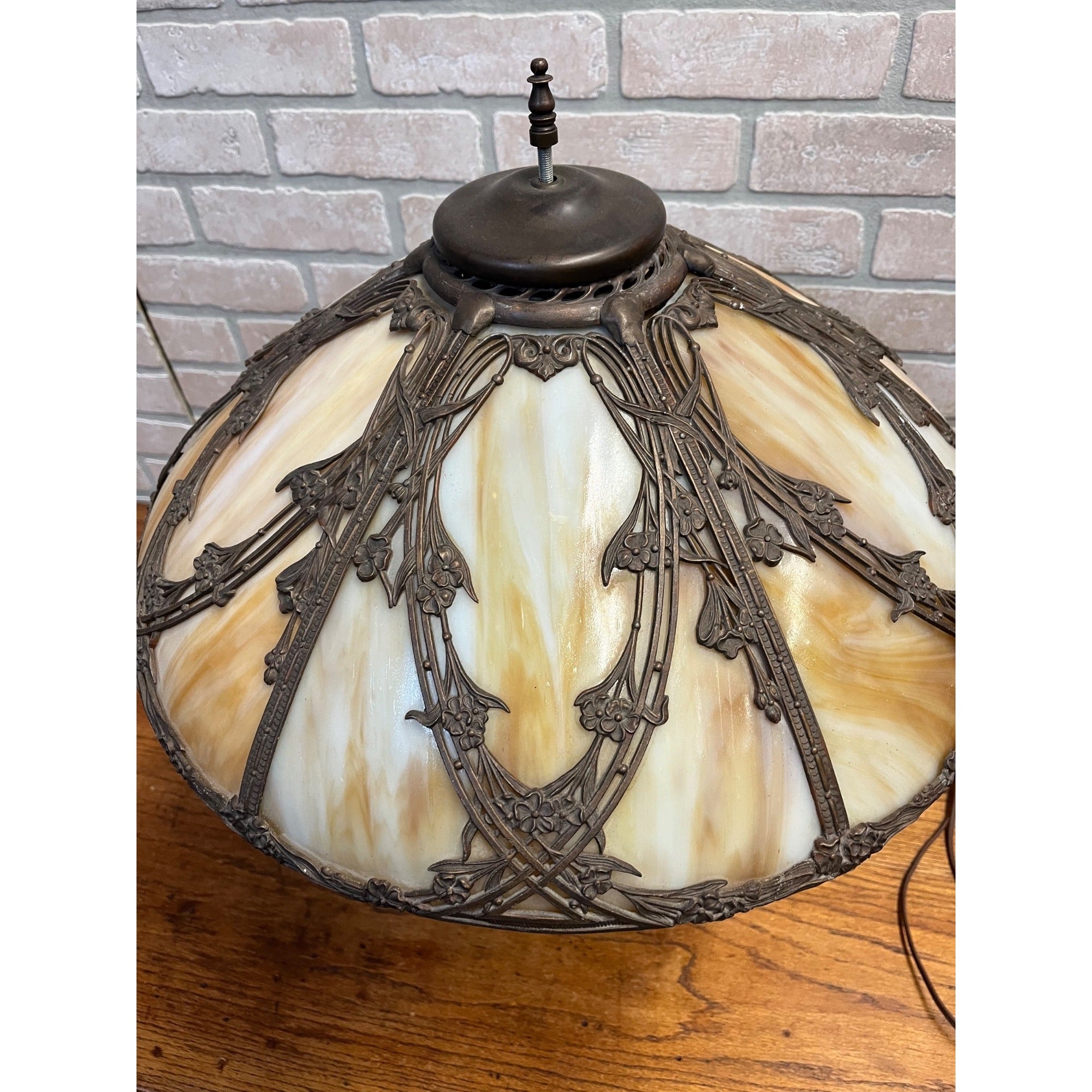Vintage 1920s Art Nouveau Slag Glass Table Lamp Ornate Floral Pittsburgh Style