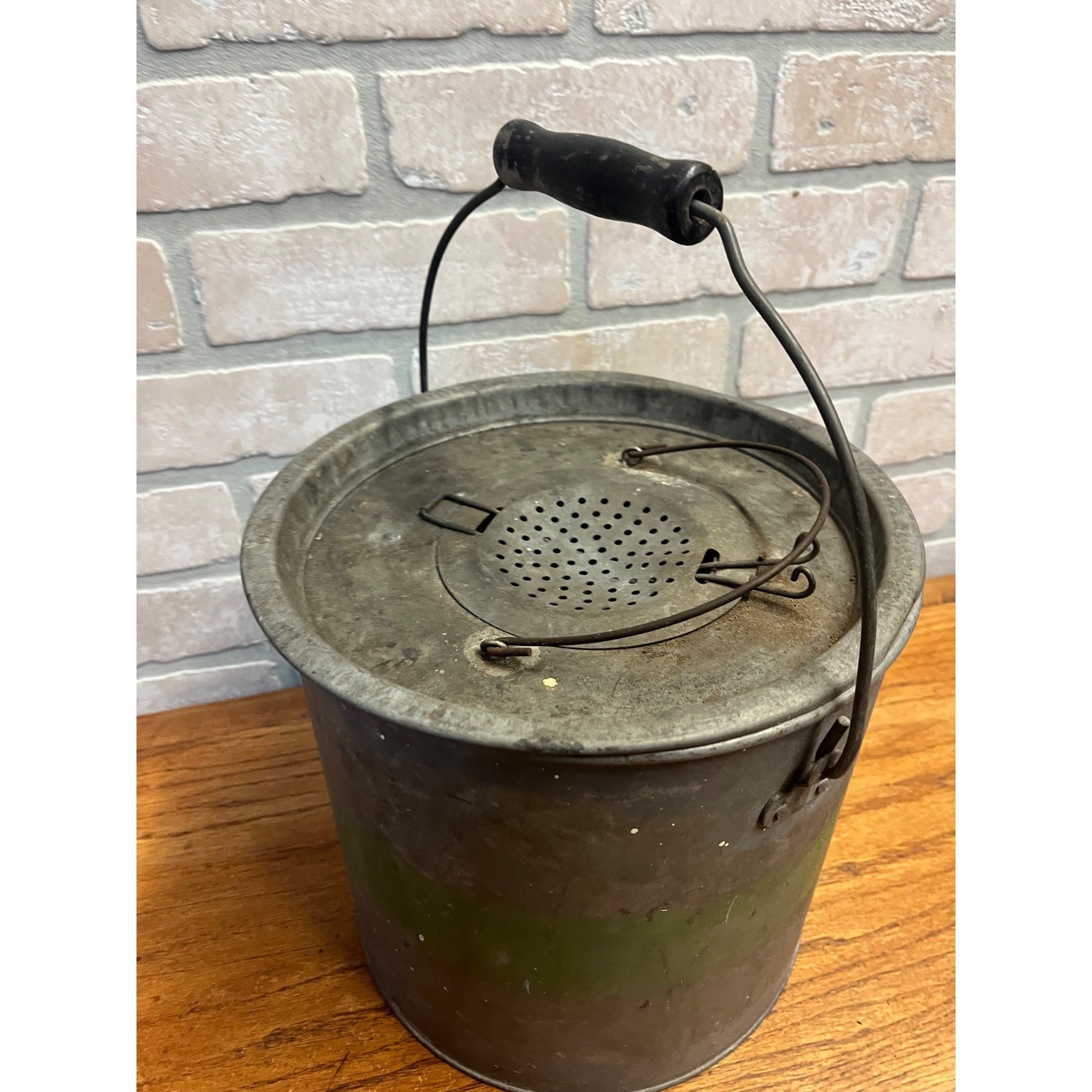 Vintage Metal Minnow Bucket With Lid and Handle With Black Wooden Grip and Green Stripe Decoration Primitive Cabin Decor