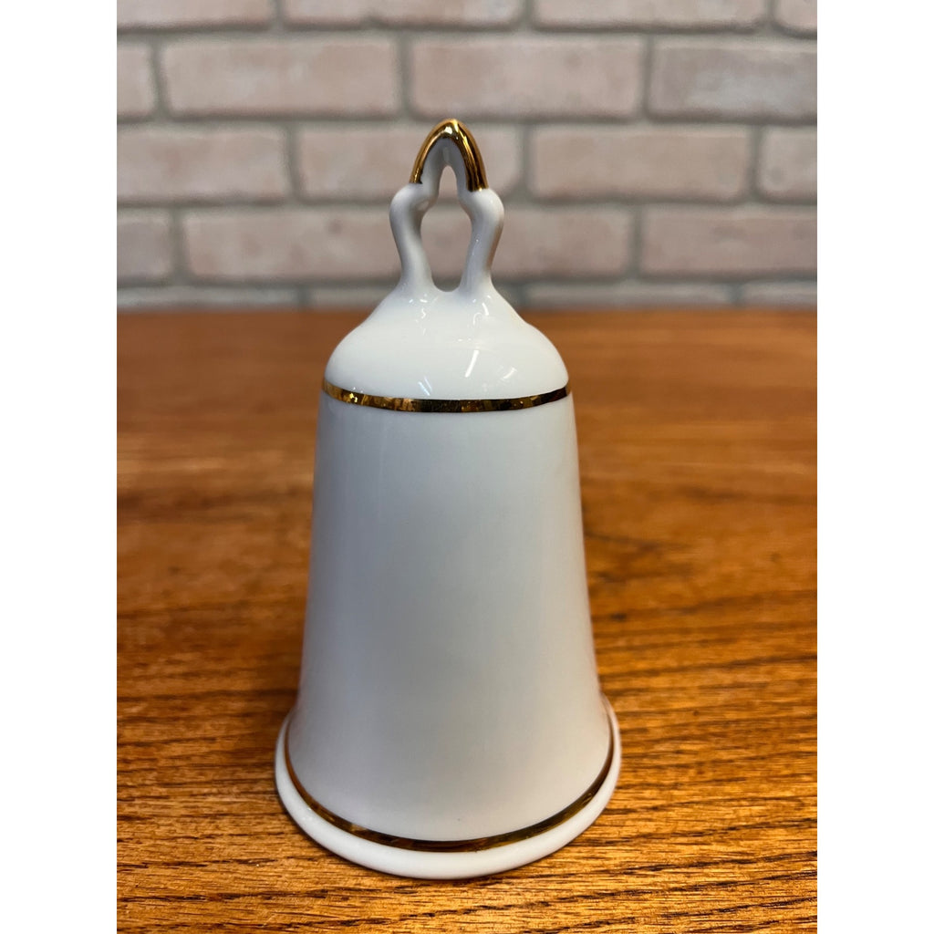 Vintage Leinenkugel's Brewery Old Malt House Ceramic Bell Chippewa Falls, WI.
