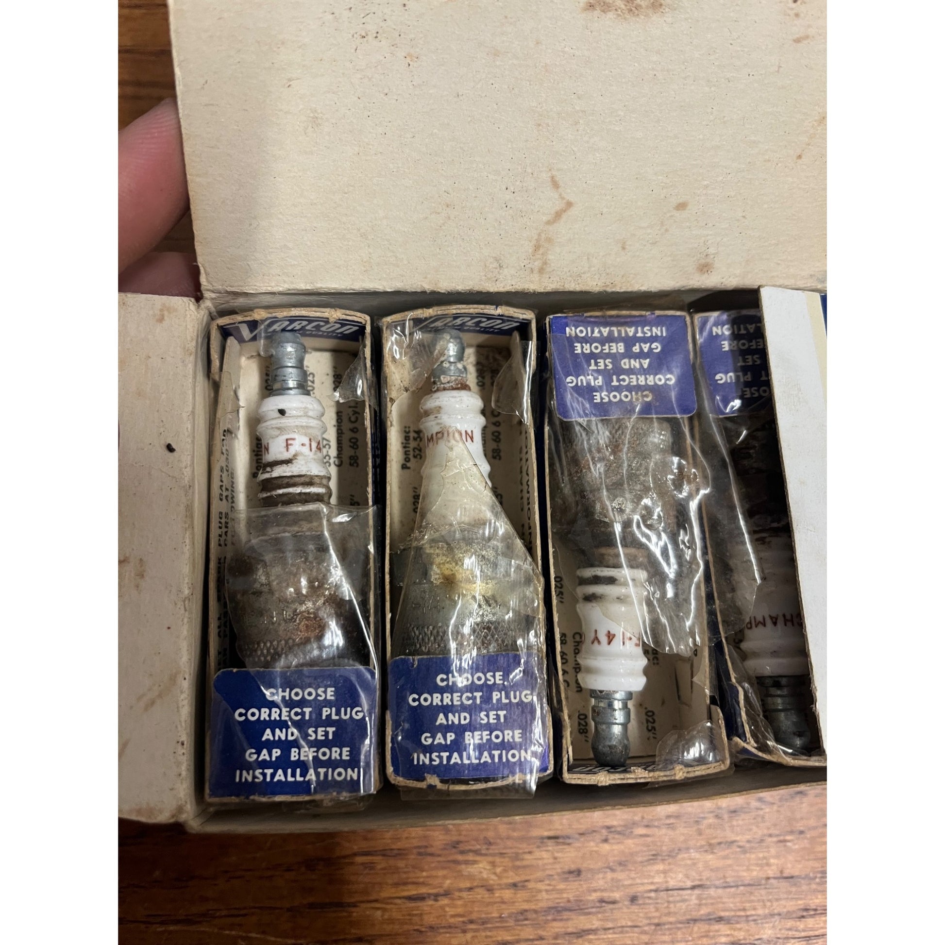 Vintage Varcon Spark Plugs Box NOS Champion F-14Y